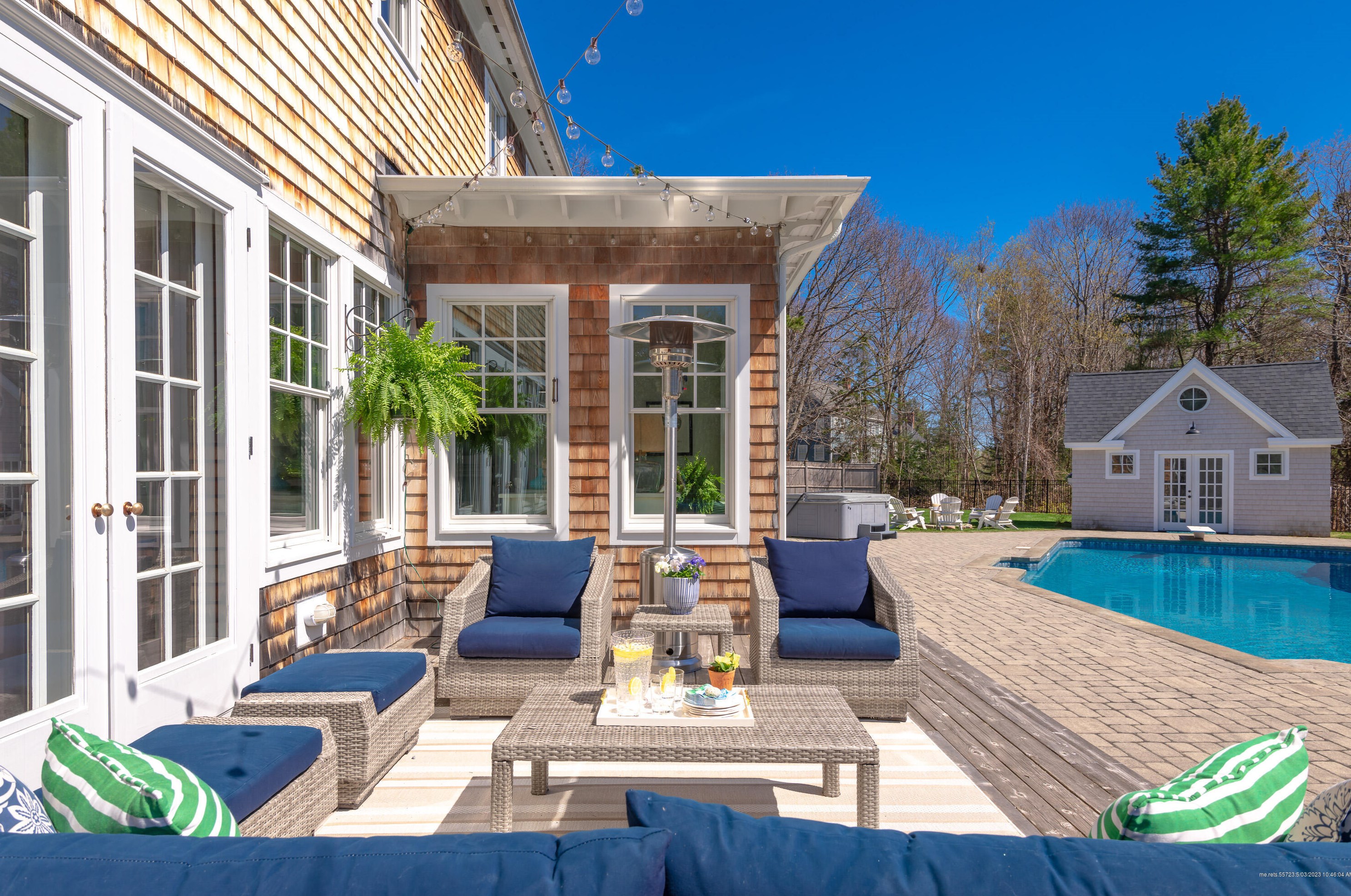 2 Cardinal Ln, Portland ME  04107-5123 exterior