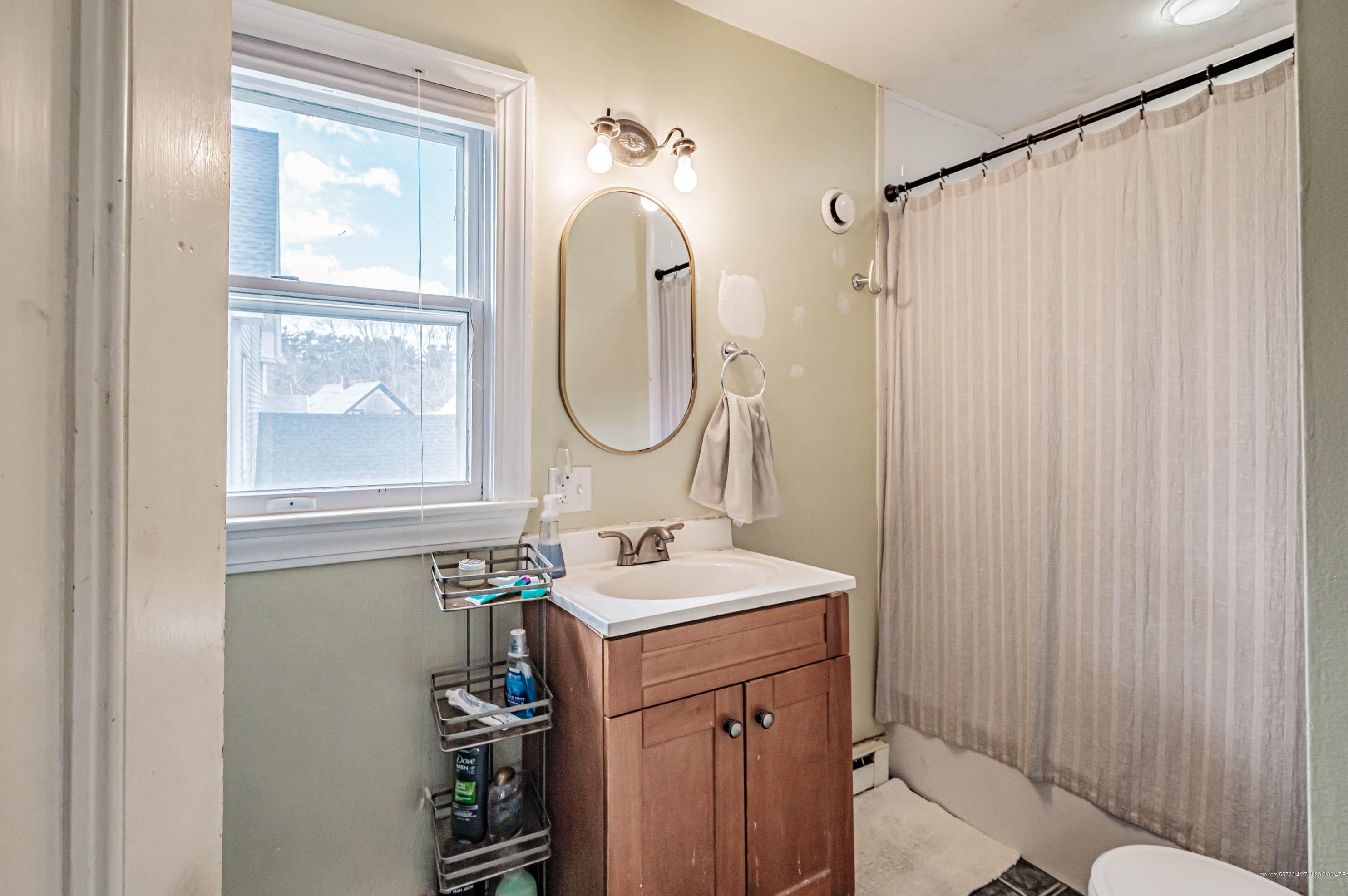 45 Sawyer St, Portland ME 04106-2128 exterior