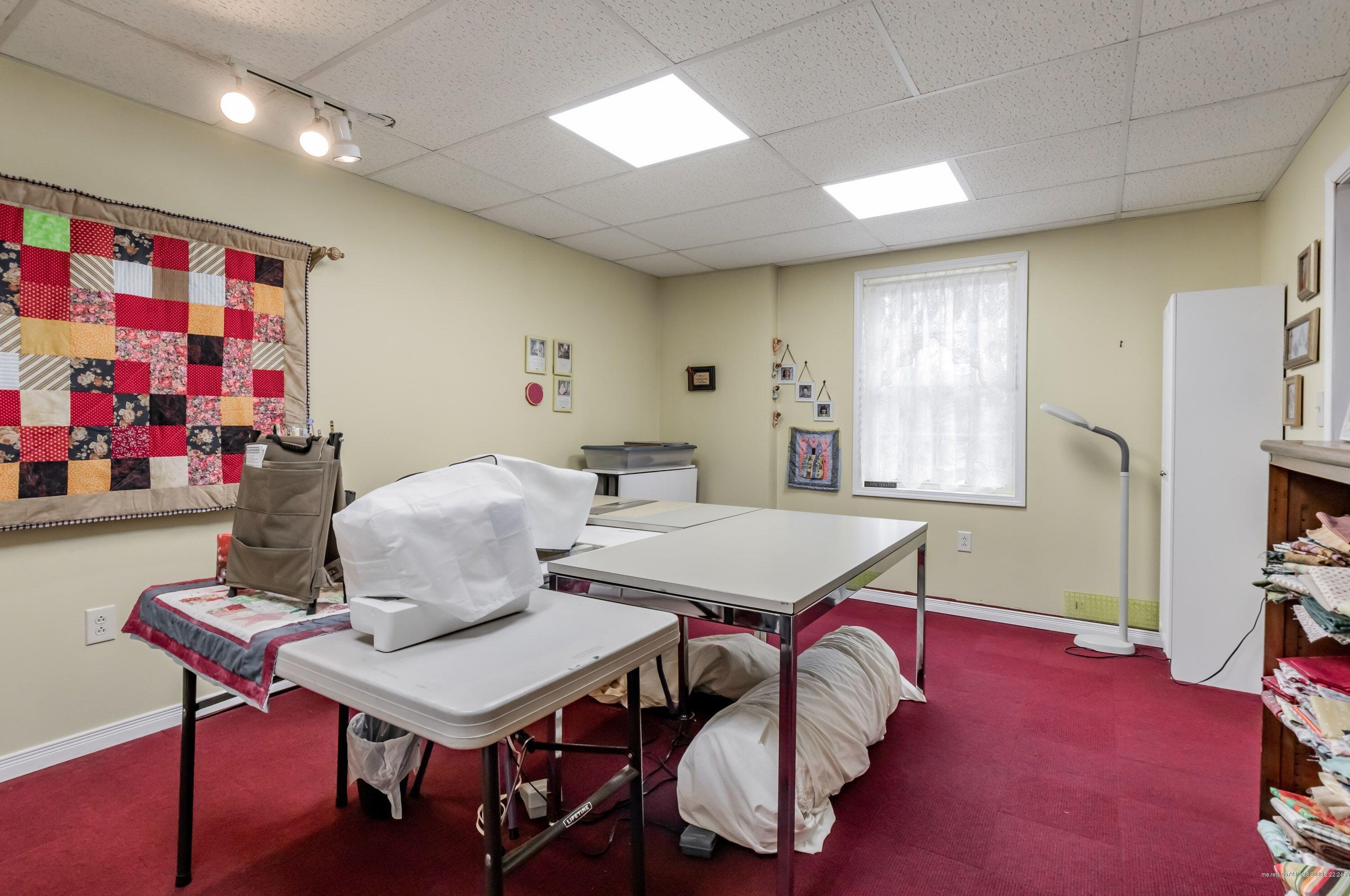 12 Hamilton Way, Limerick ME  04048-3834 exterior