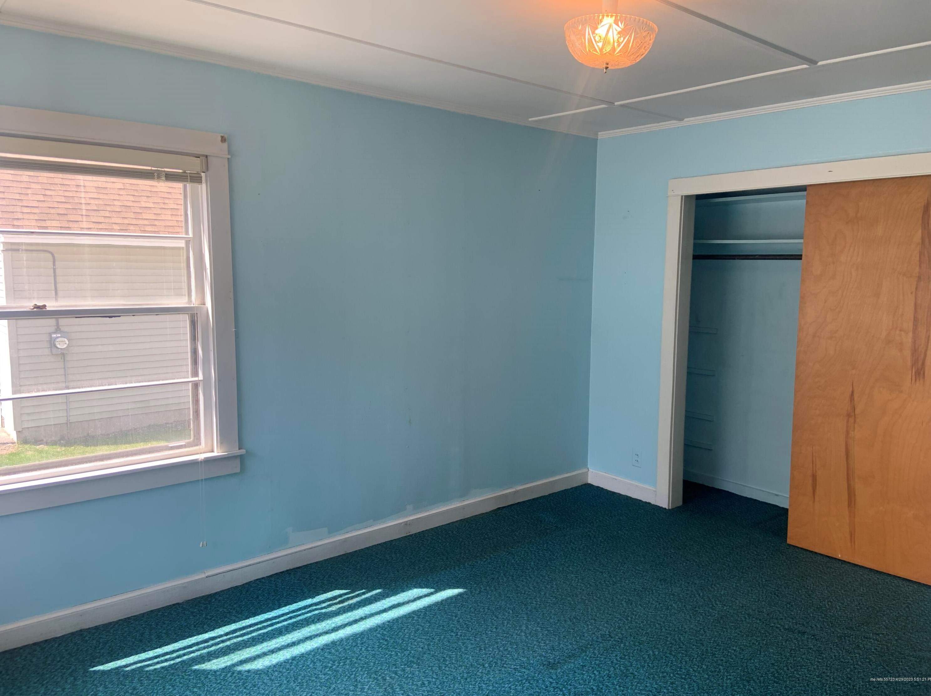 12 Garand St, Waterville ME 04901-7036 exterior