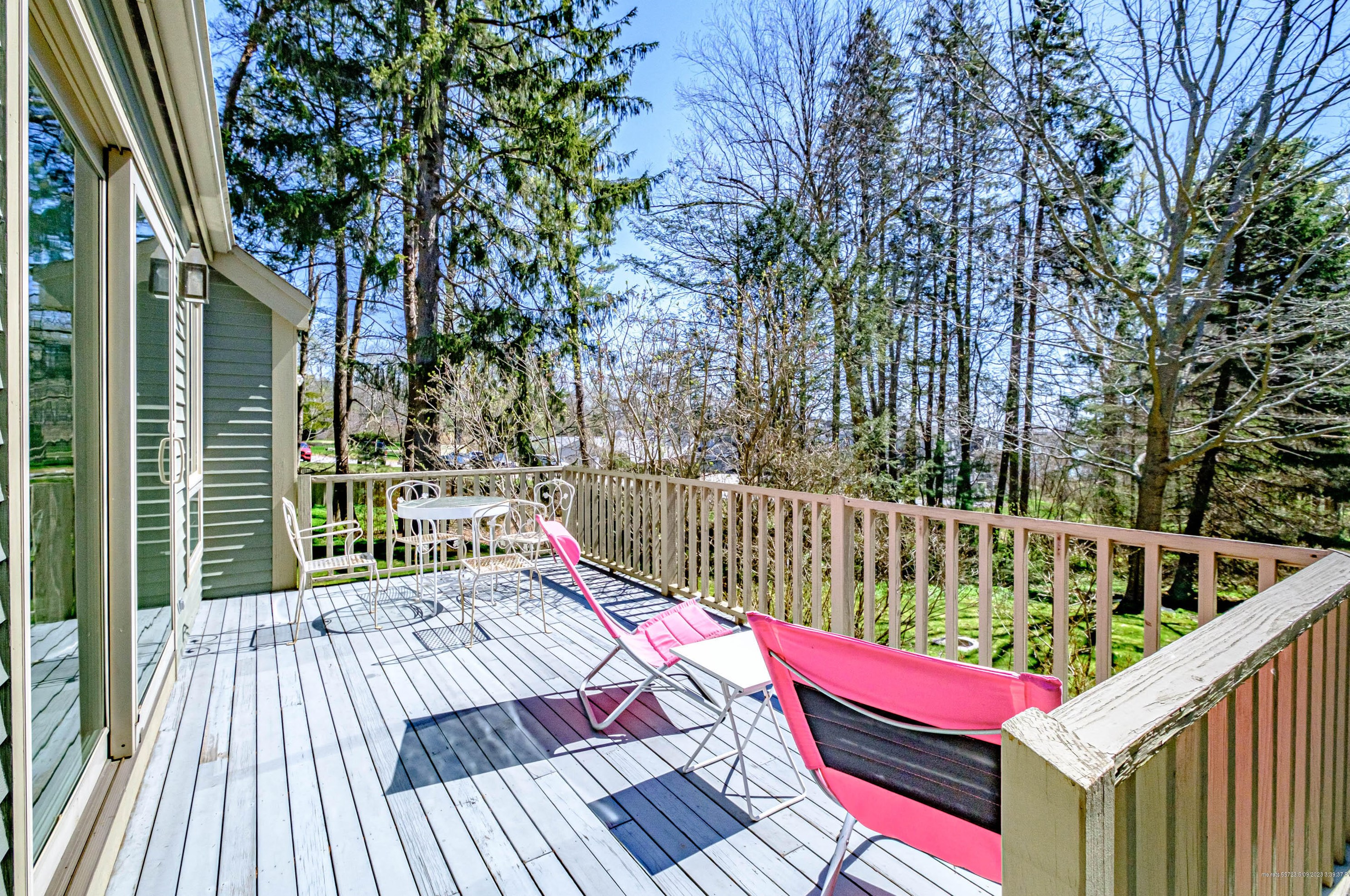 185 Foreside Rd, Portland ME  04110-1206 exterior