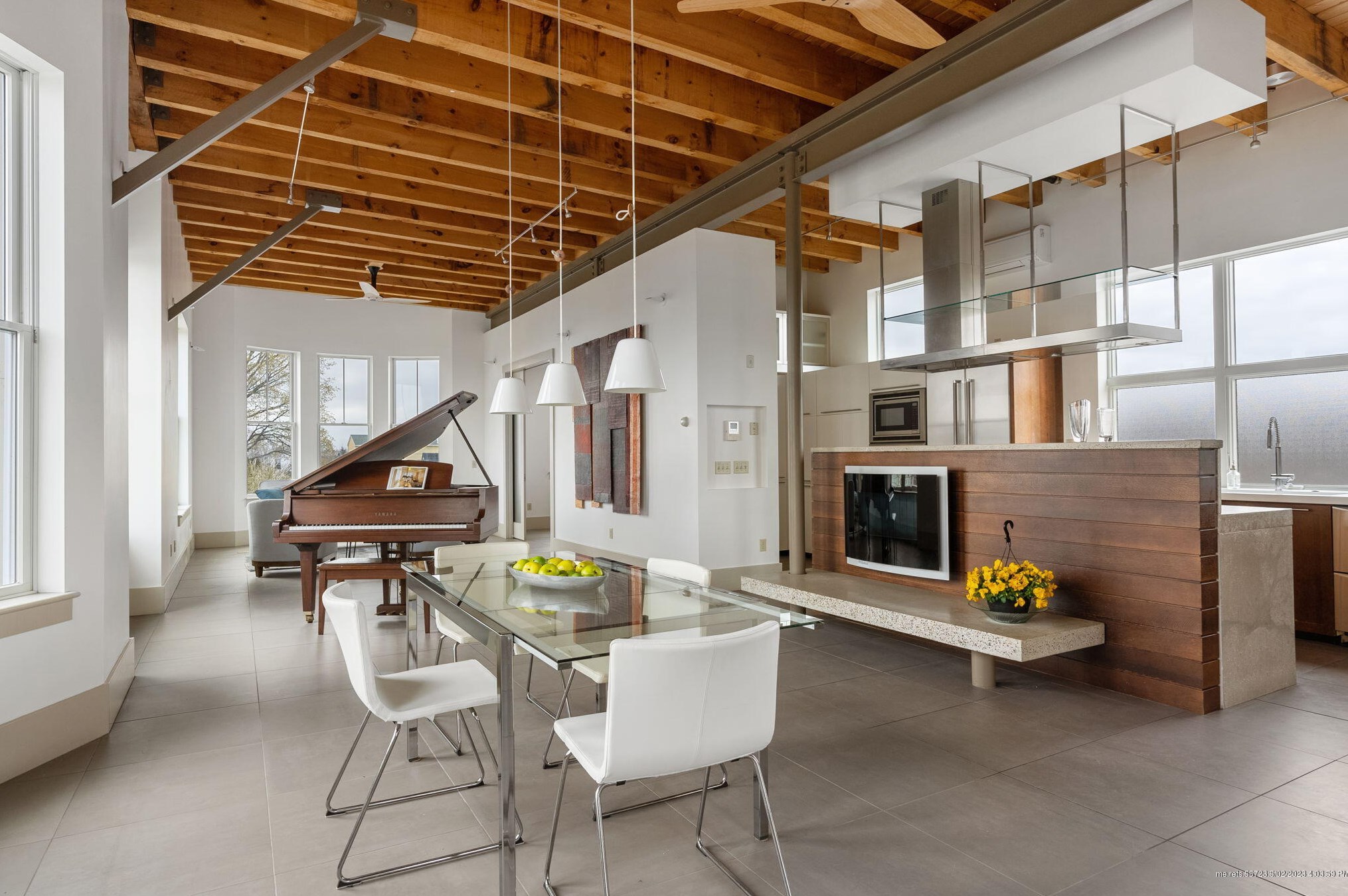 45 Turner St, Portland ME  04101-3219 exterior