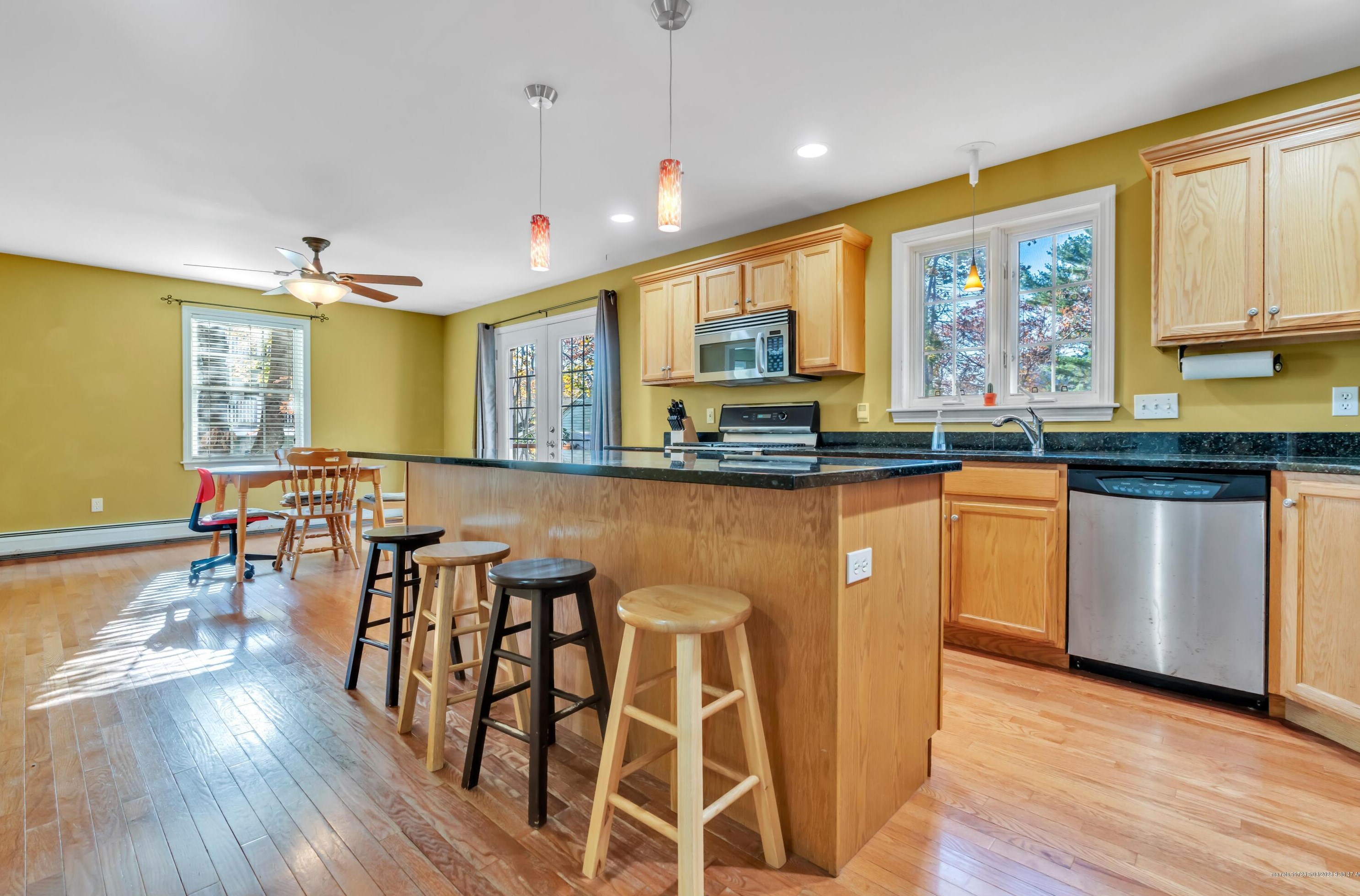 90 Thirlmere Ave, Portland ME  04106-5341 exterior