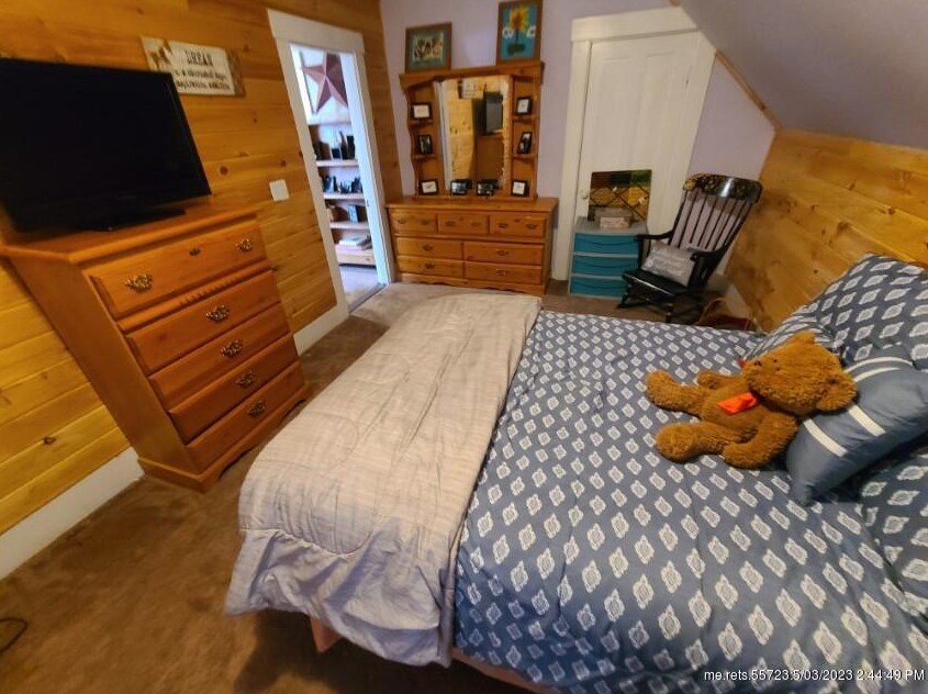 18 Rowell St, Madison ME  04950-1212 exterior