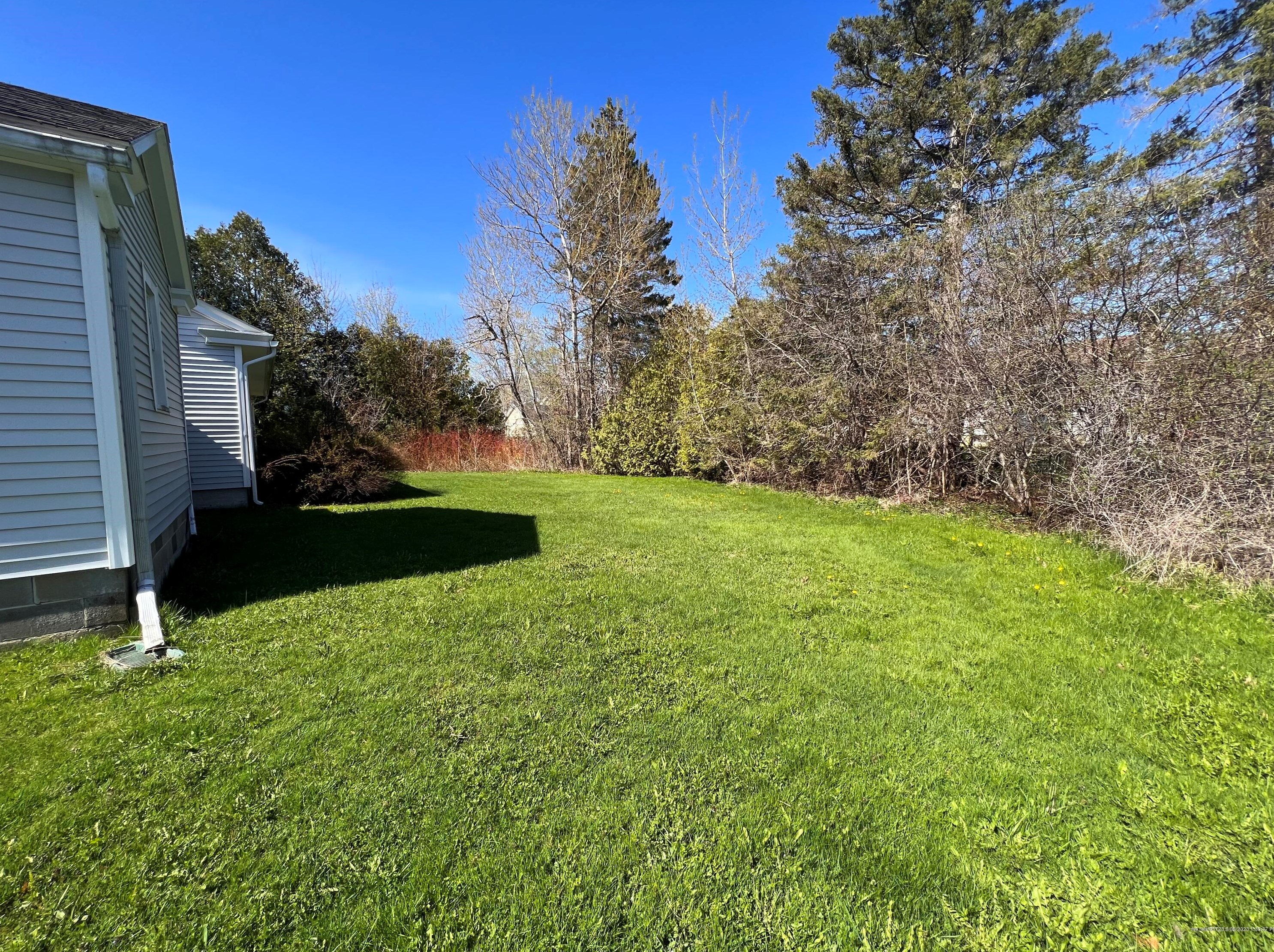 7 George St, Newburgh ME  04444-1605 exterior