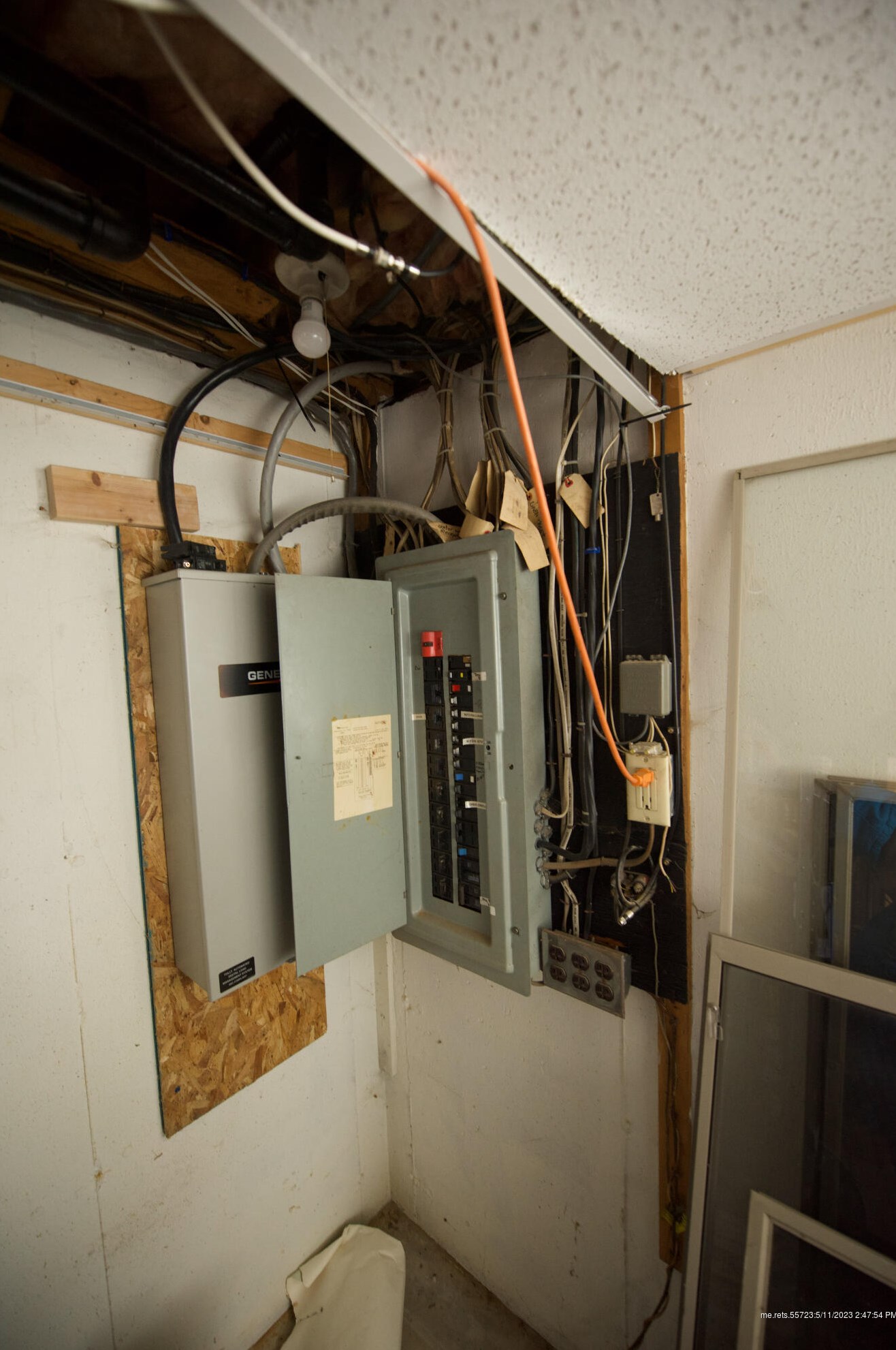 20 Hemlock Dr, Durham ME  04222-5106 exterior