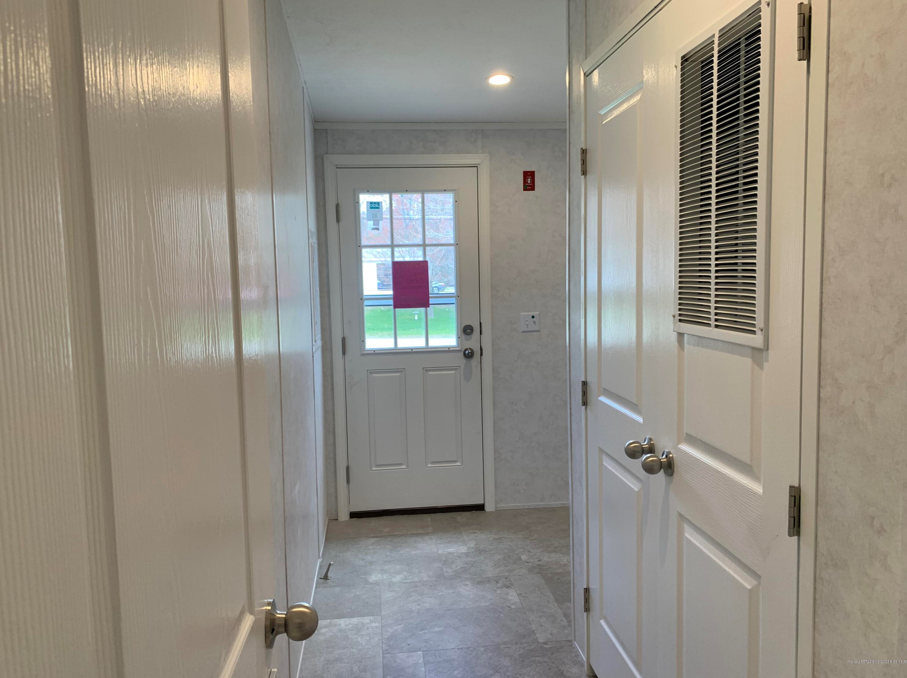 10 Hemlock St, Lebanon ME  04027-3448 exterior