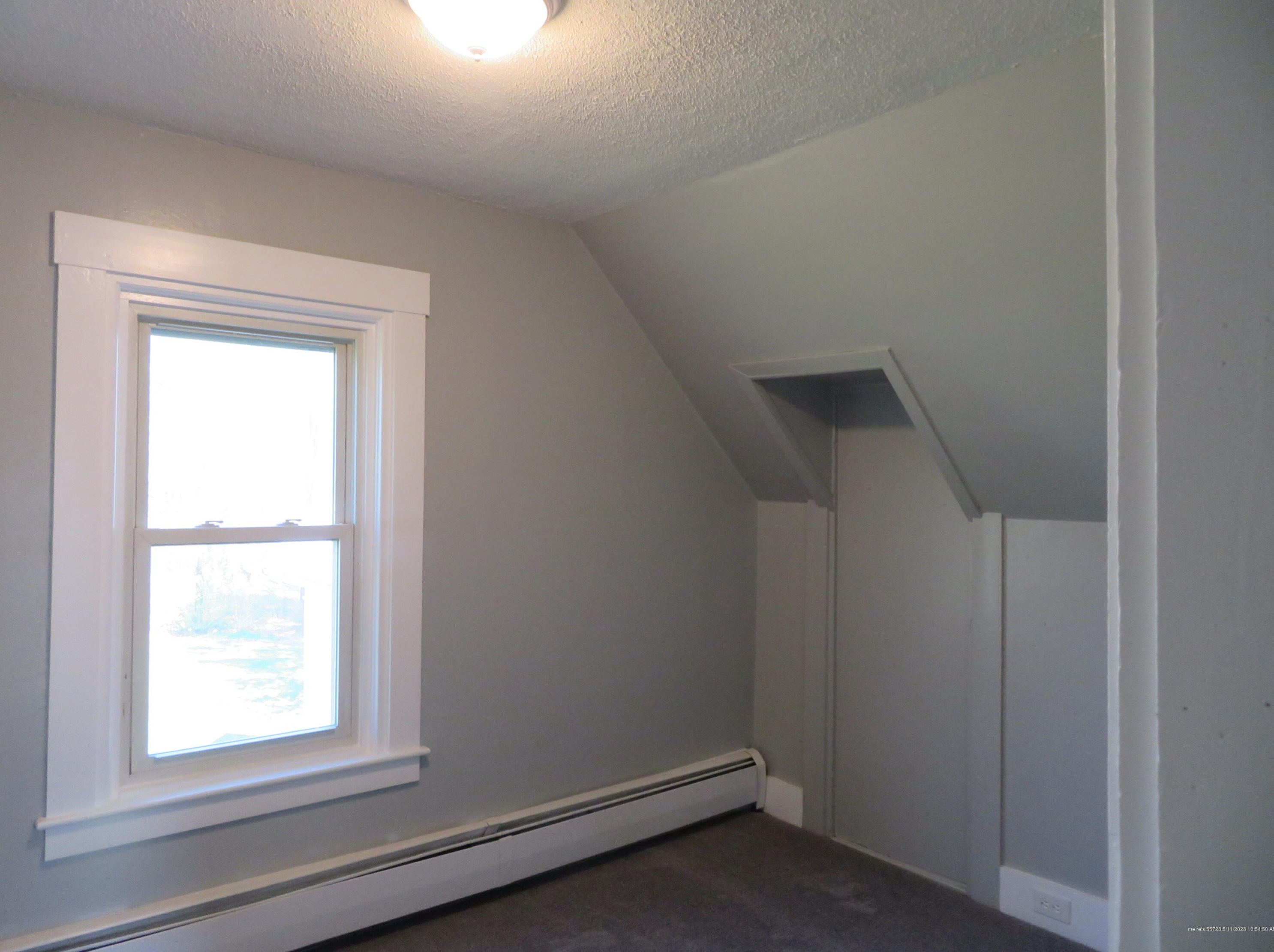 78 Pleasant St, Clinton ME  04927-3120 exterior