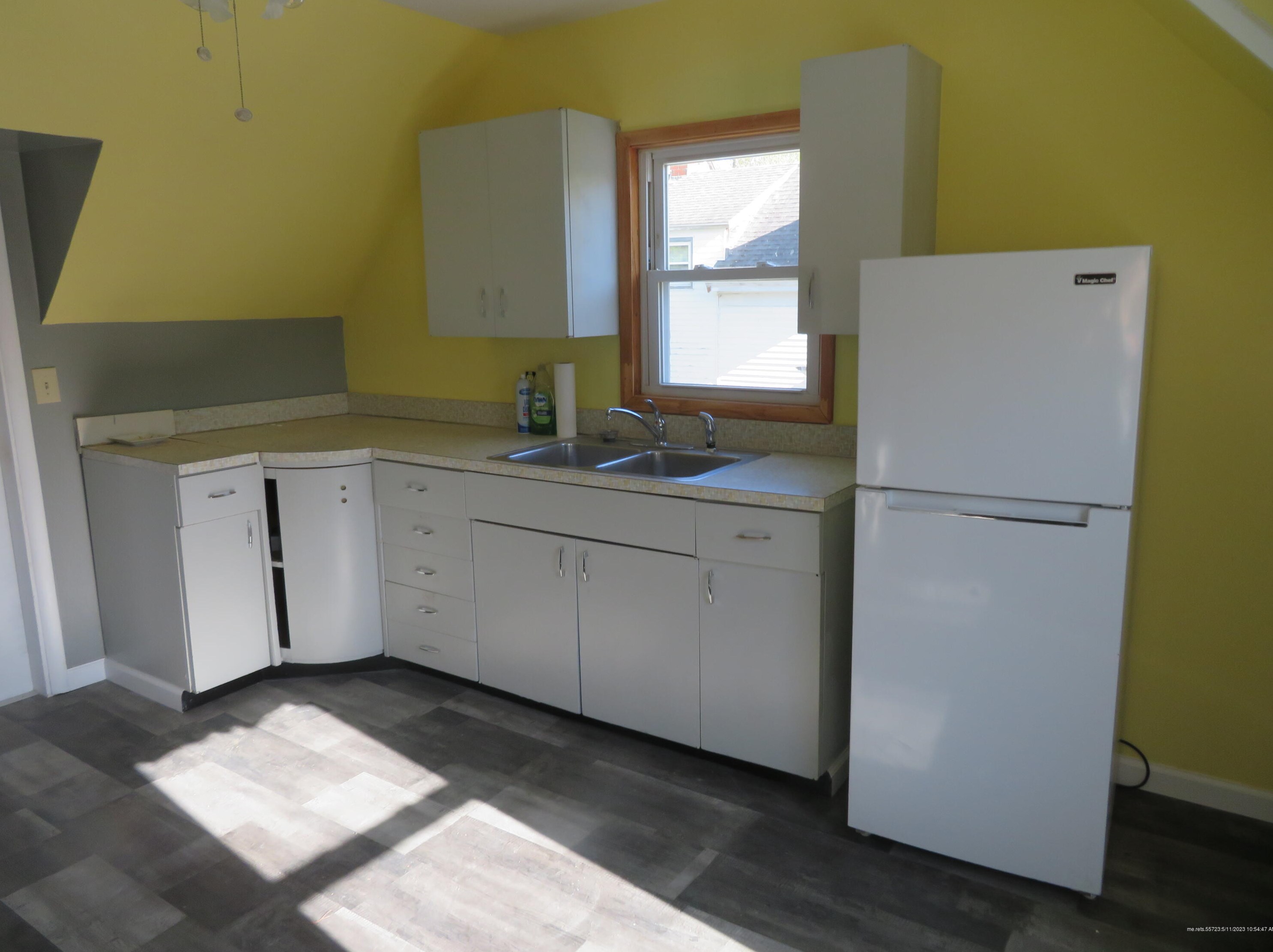 78 Pleasant St, Clinton ME  04927-3120 exterior