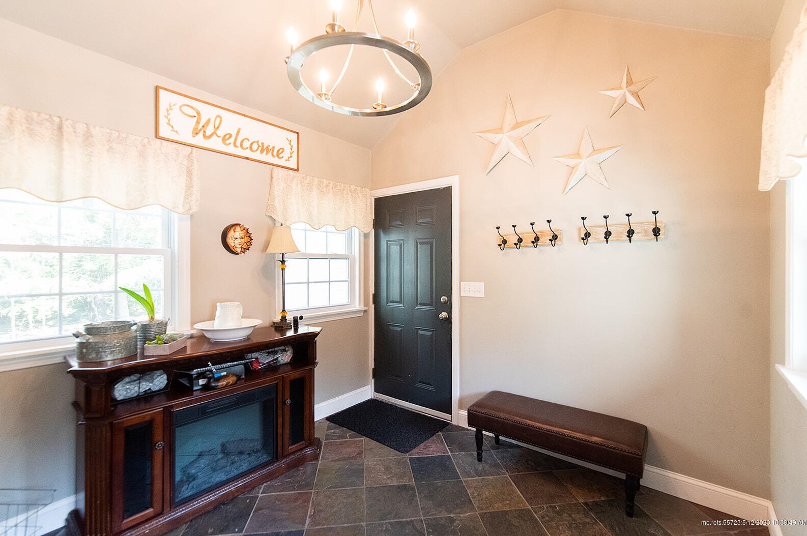 9 Faith Dr, Gorham ME  04038-2196 exterior