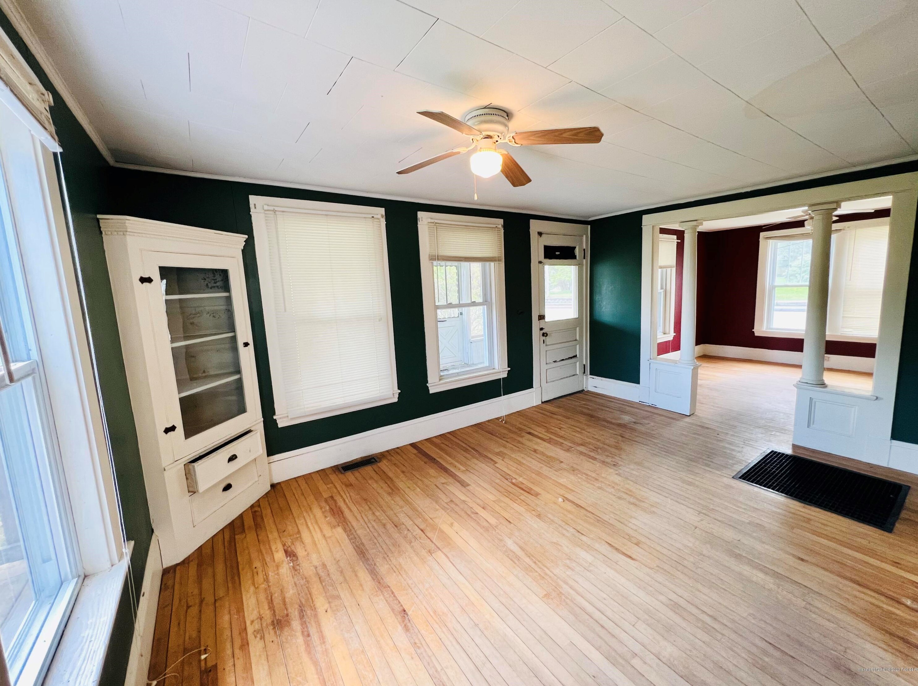 2 Merriman St, Madison ME  04950-1610 exterior