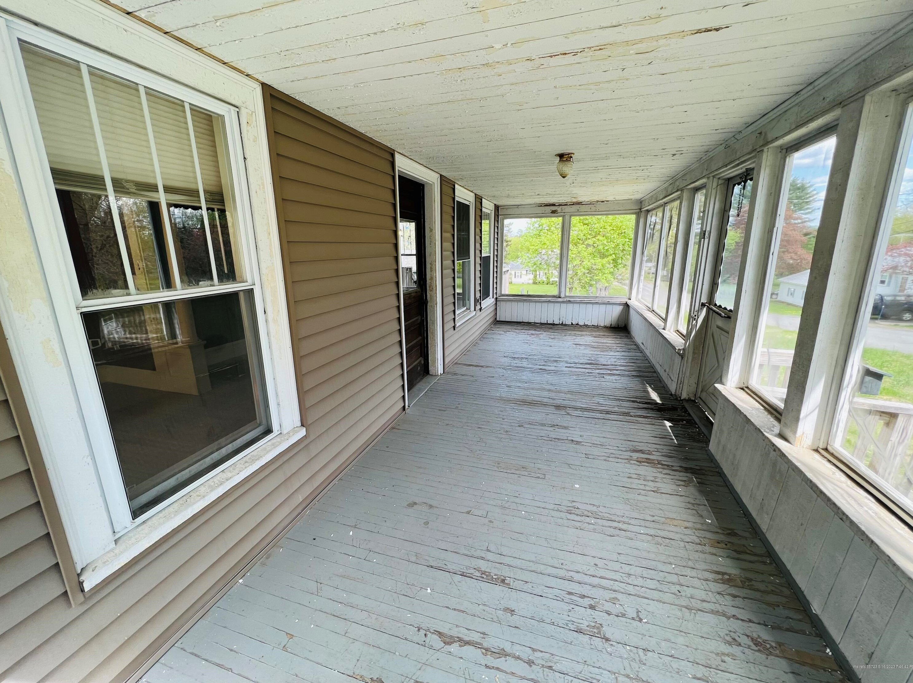 2 Merriman St, Madison ME  04950-1610 exterior