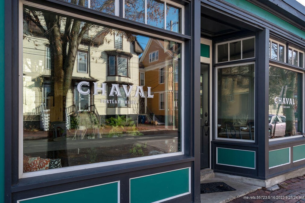 45 Tyng St, Portland ME  04102-3951 exterior