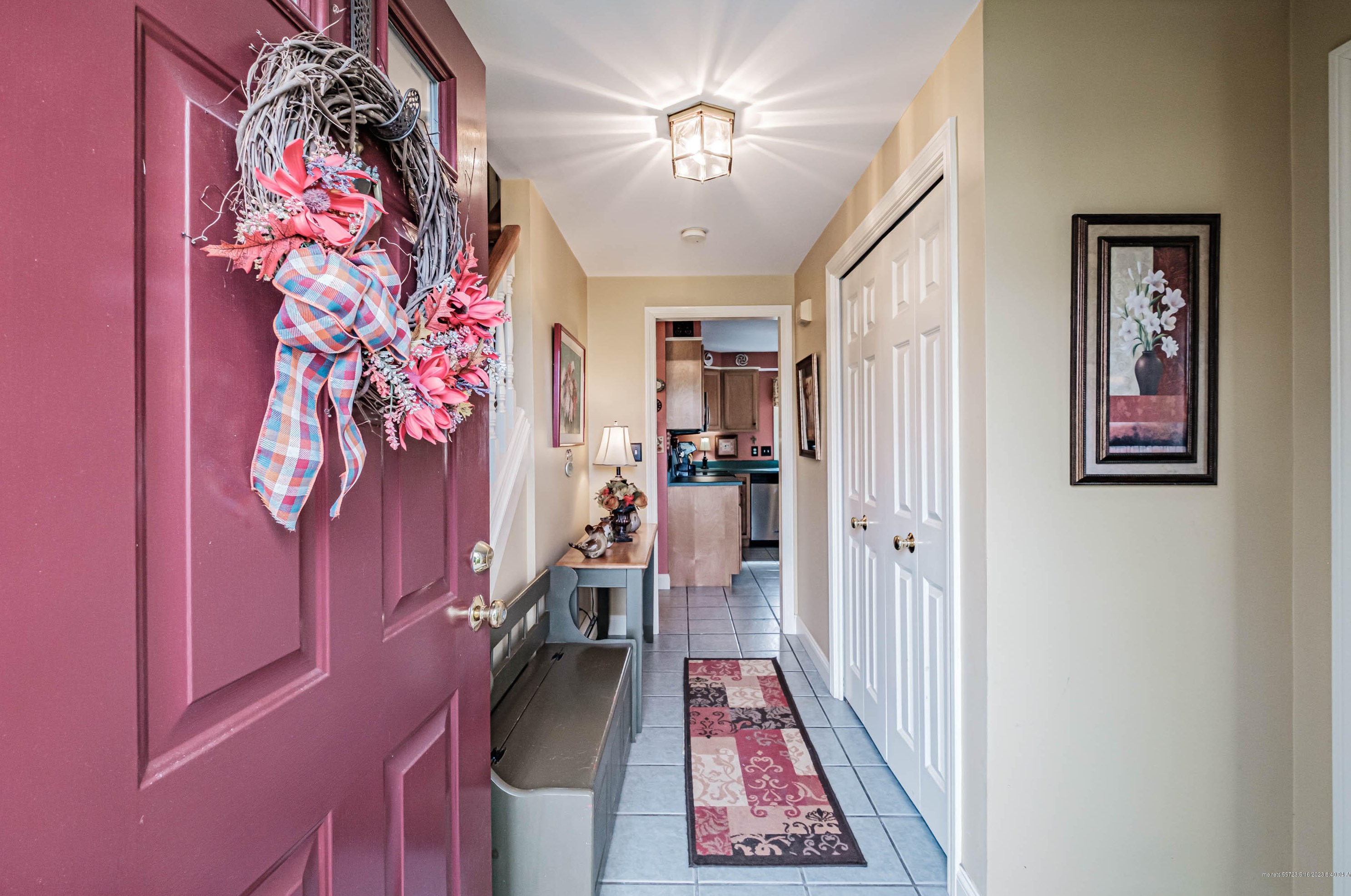 137 Brindle Cir, Portland ME  04106-6864 exterior