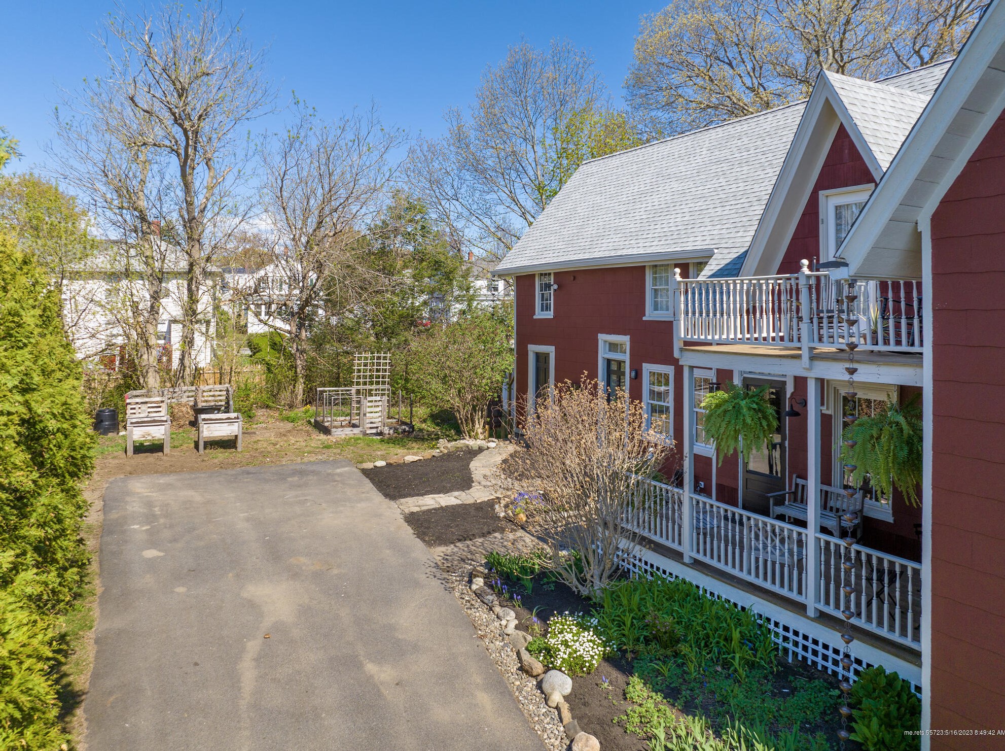 93 Angell Ave, Portland ME  04106-5002 exterior