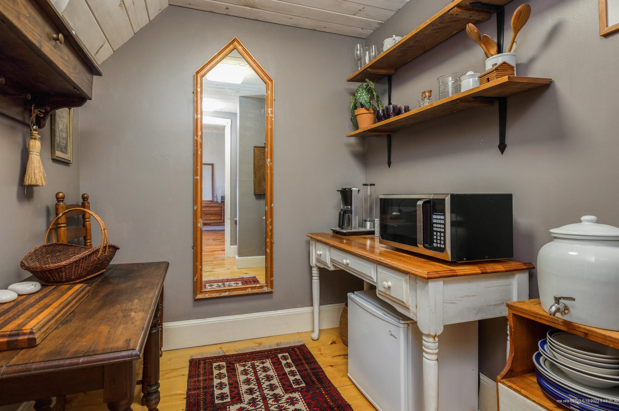 93 Angell Ave, Portland ME  04106-5002 exterior