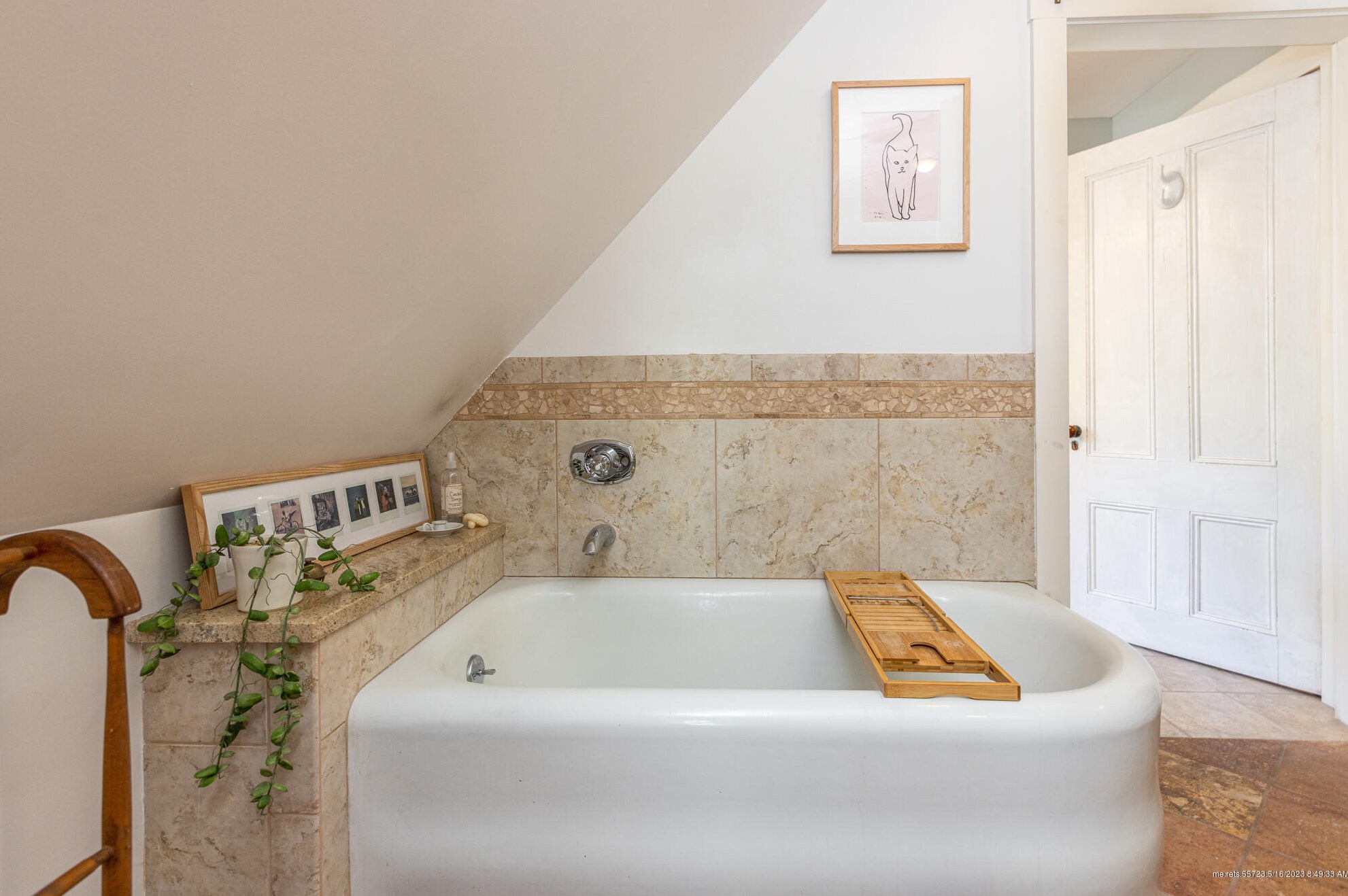 93 Angell Ave, Portland ME  04106-5002 exterior