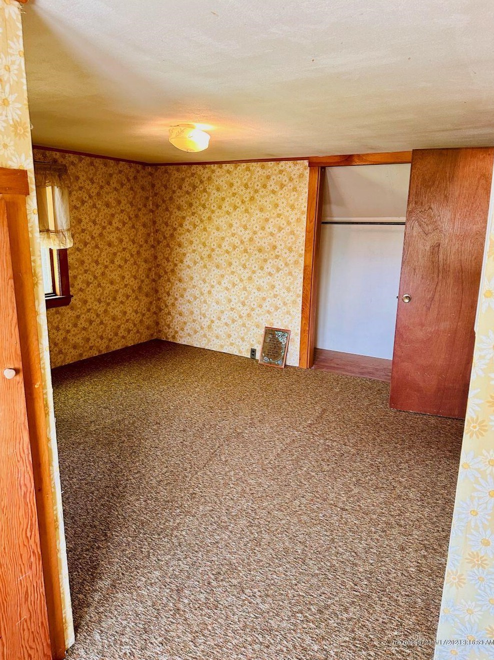 49 John St, Madison ME  04950-1633 exterior