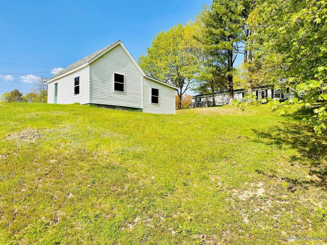 49 John St, Madison ME  04950-1633 exterior