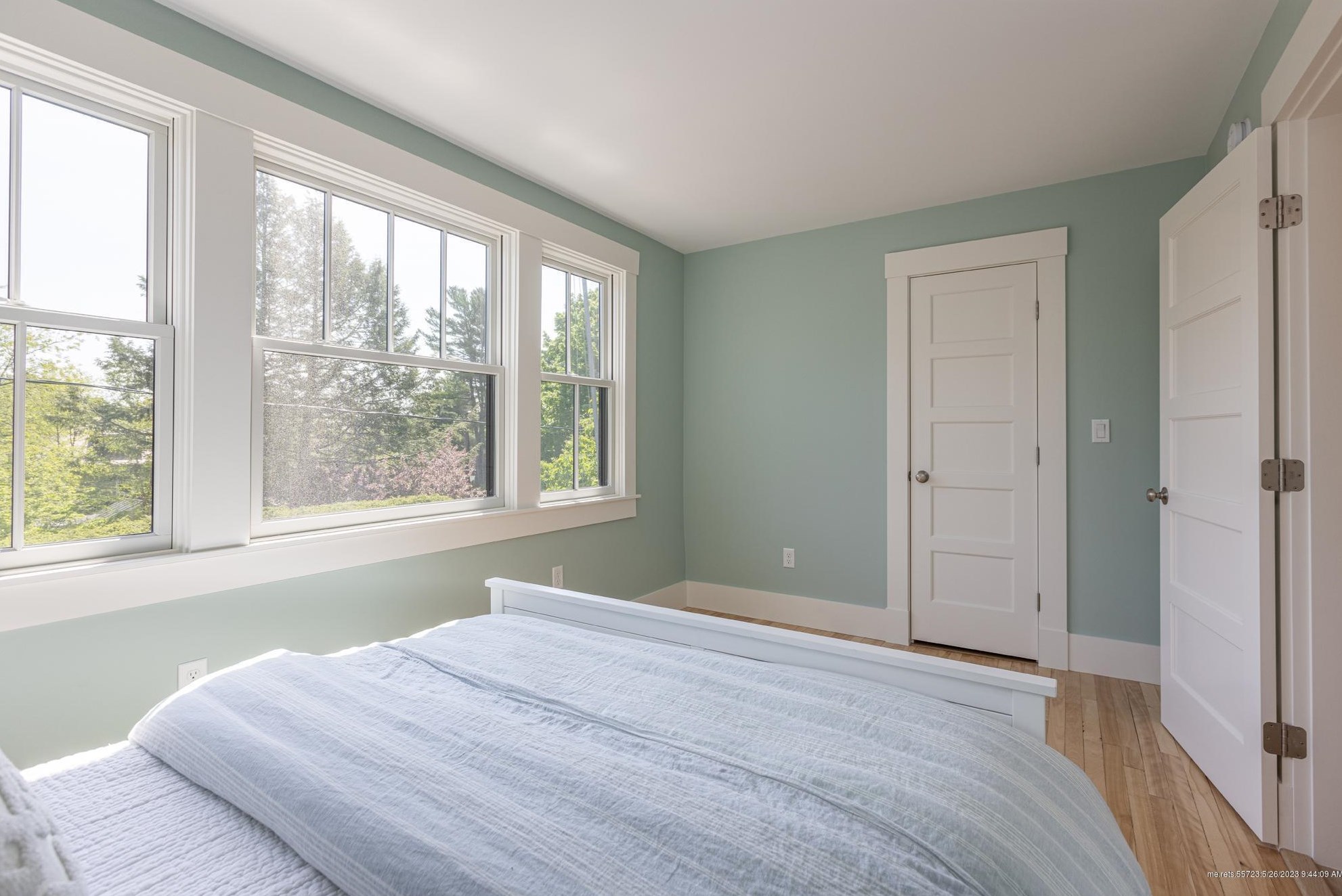 2 Summit Rd, Portland ME  04107-1327 exterior