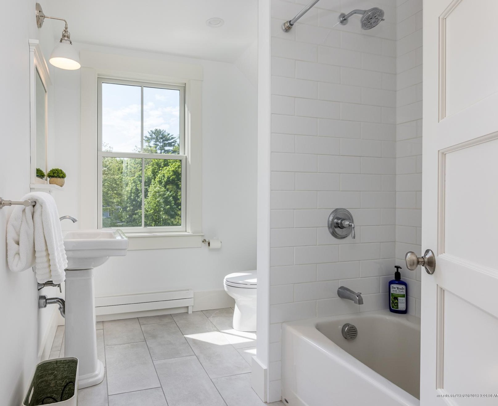 2 Summit Rd, Portland ME  04107-1327 exterior