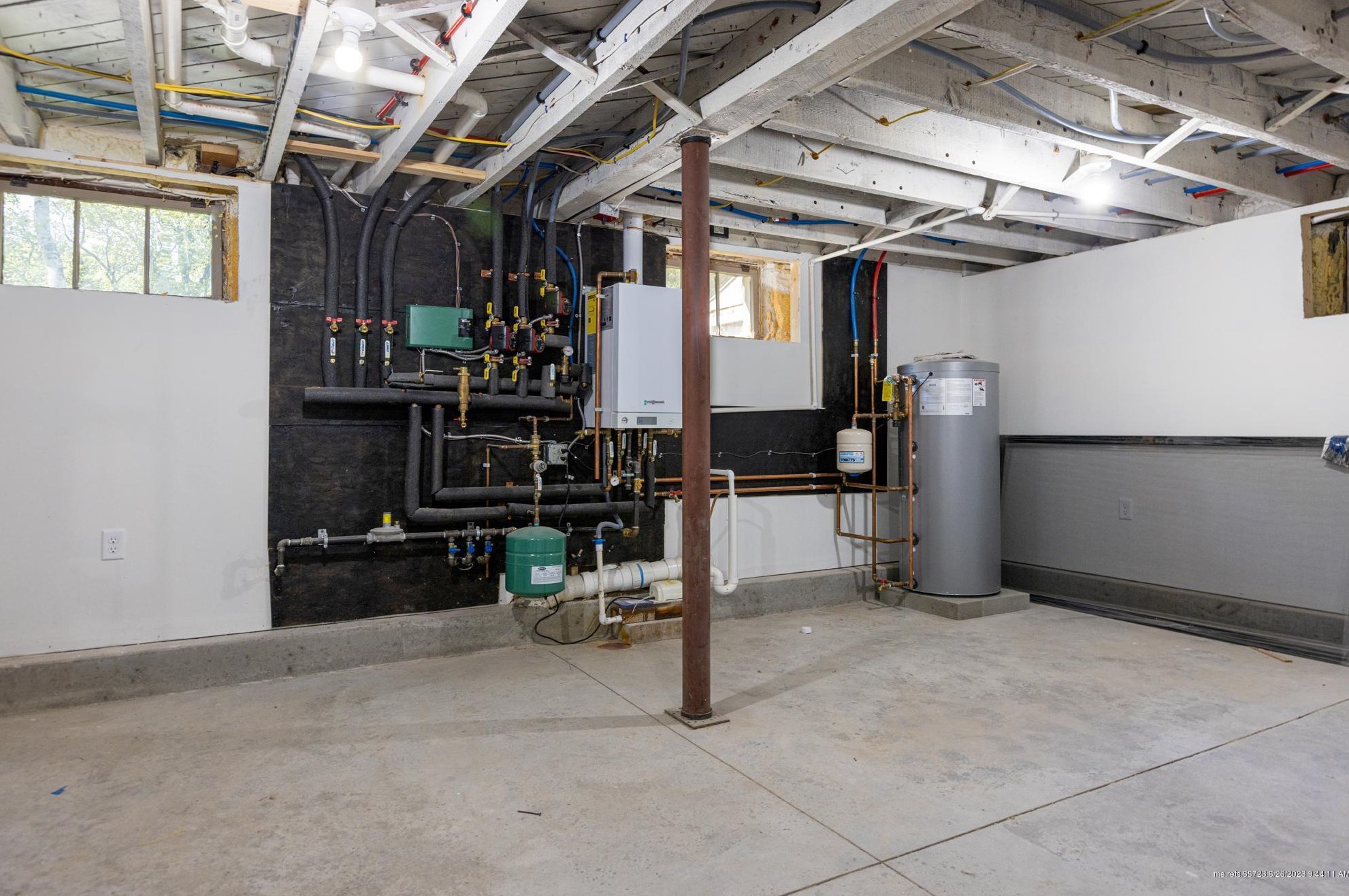 2 Summit Rd, Portland ME  04107-1327 exterior