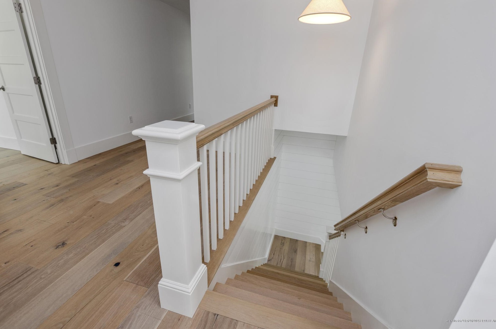 2 Summit Rd, Portland ME  04107-1327 exterior