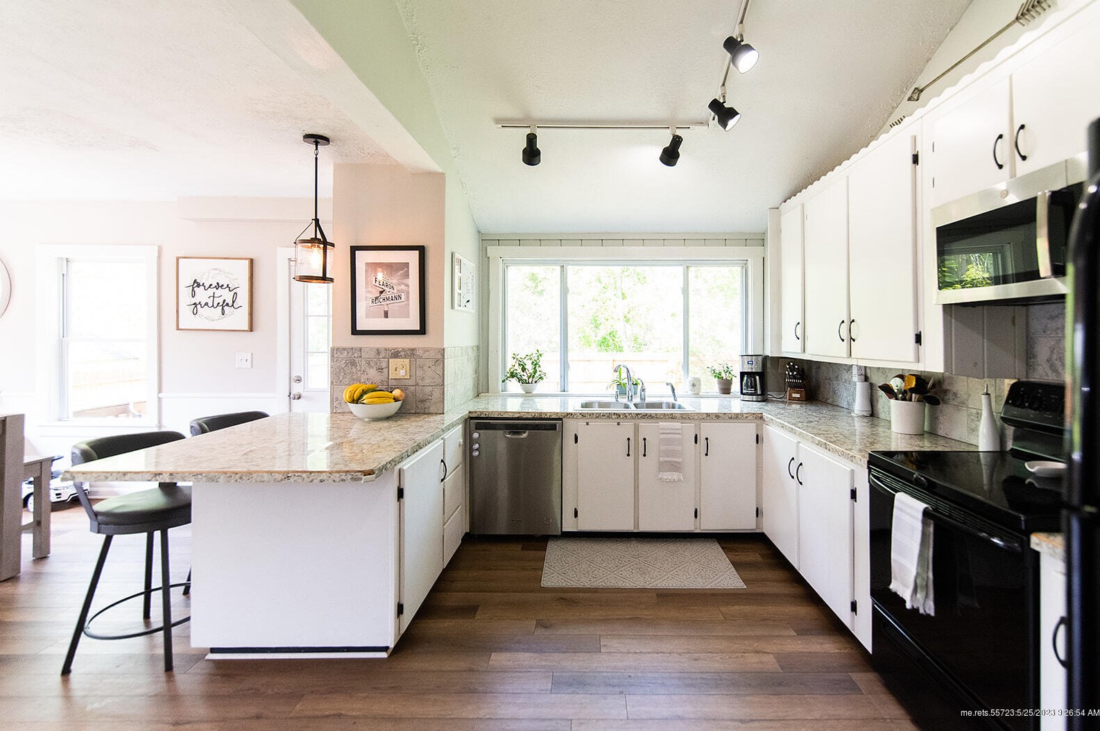 84 Albion Rd, Windham ME  04062-4355 exterior