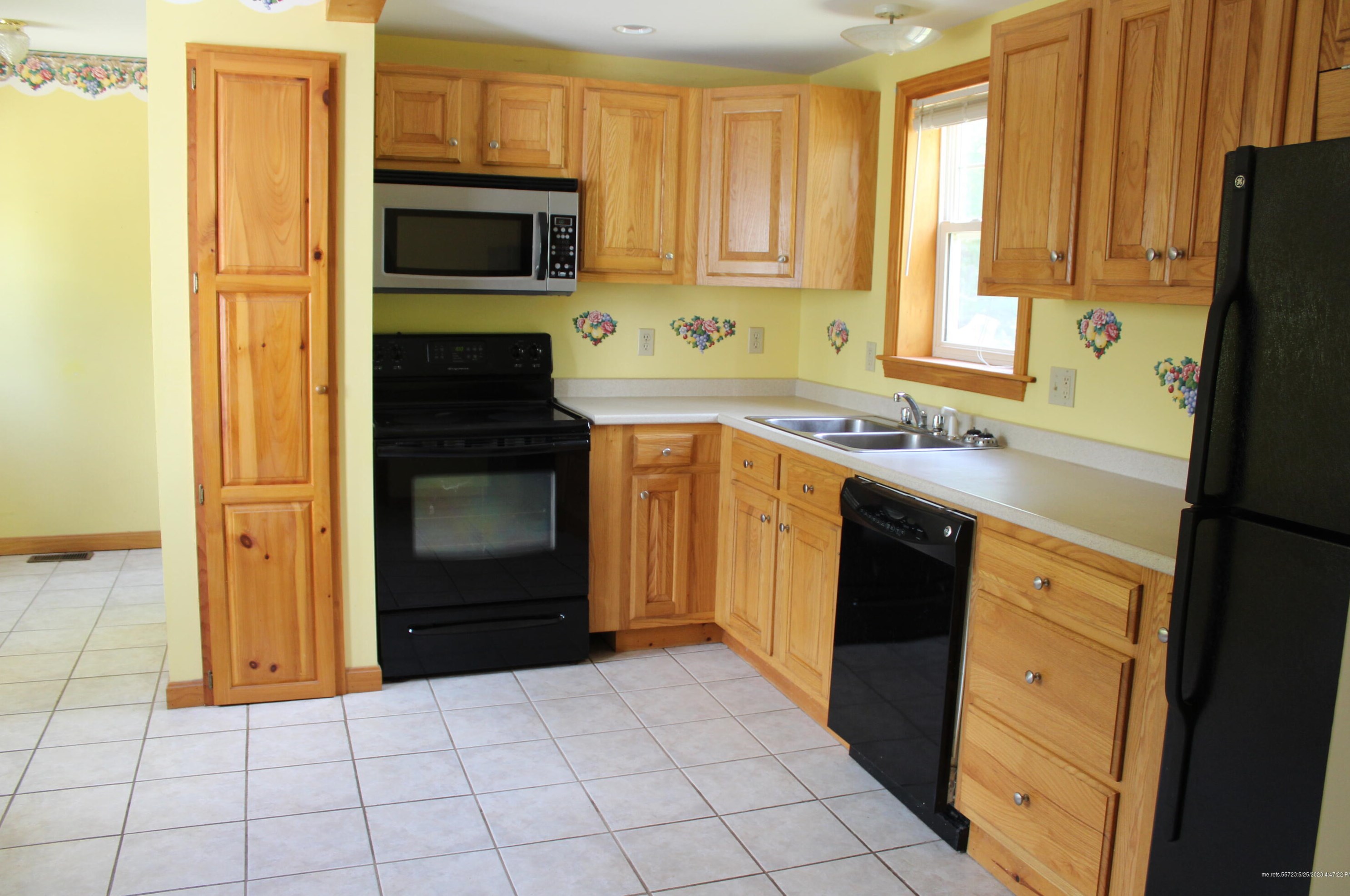 34 Ash St, Pittston ME  04345-1911 exterior