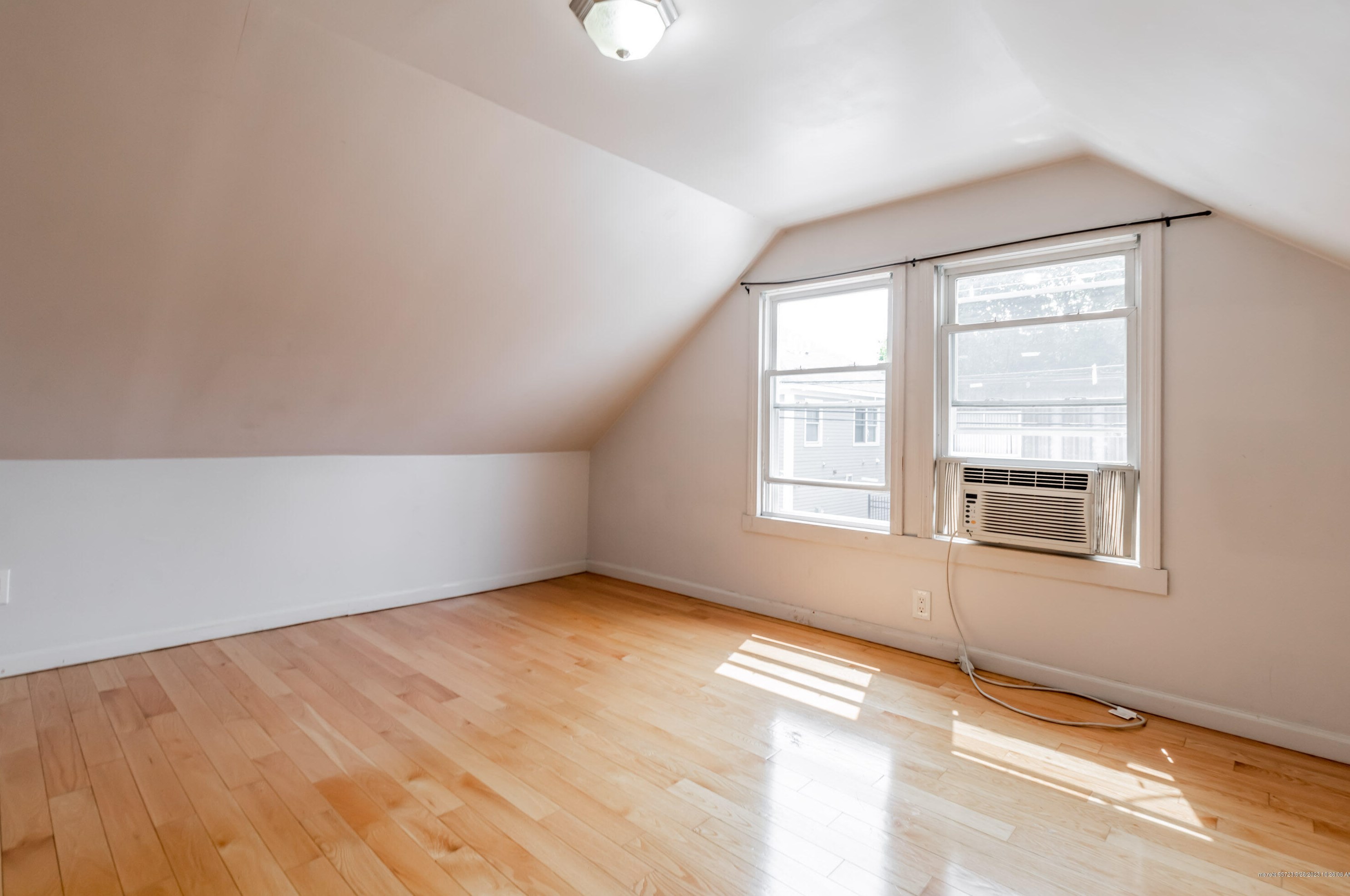 101 Gilman St, Portland ME 04102-3023 exterior