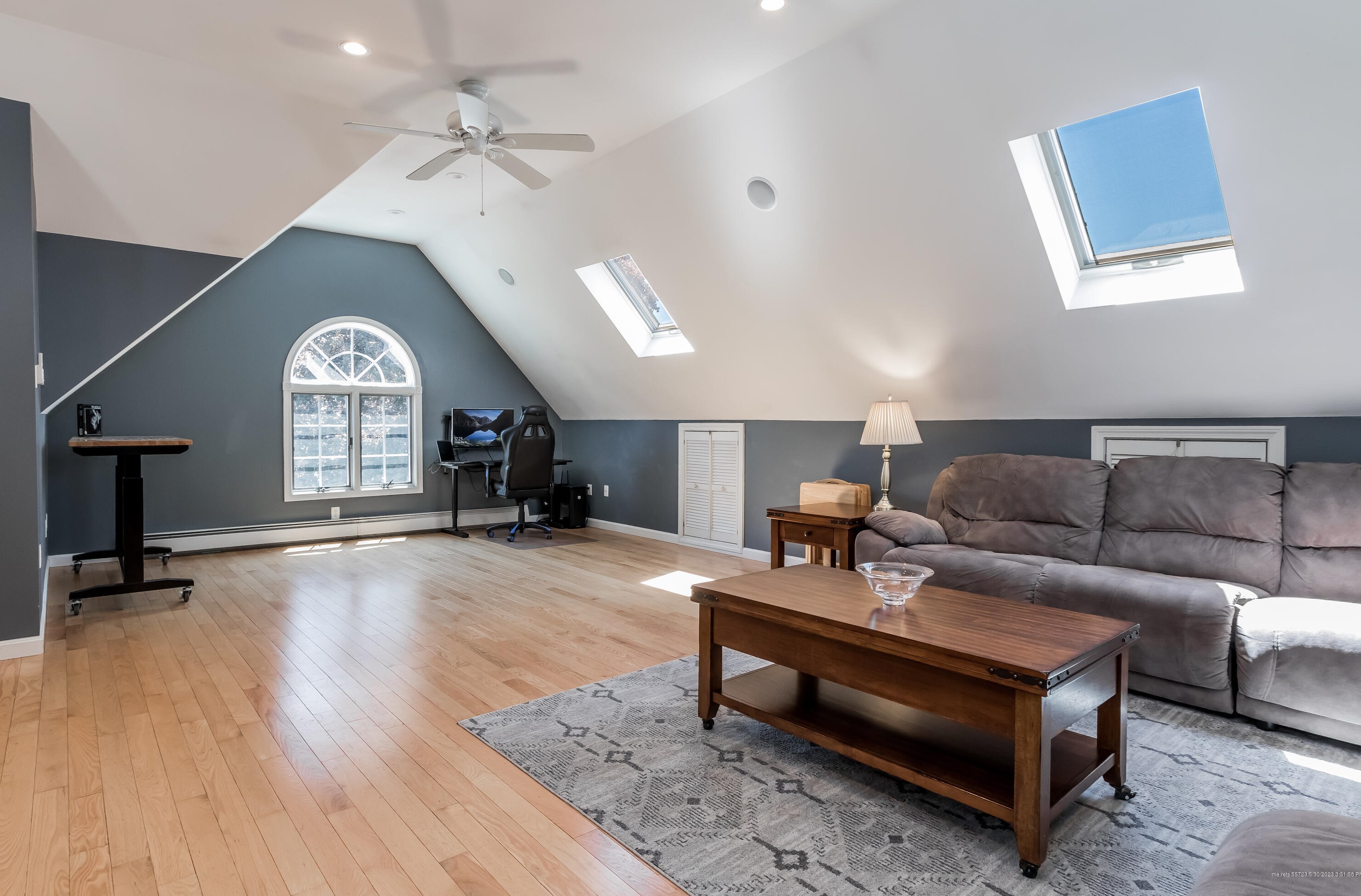 63 Primrose Ln, Portland ME  04103-1615 exterior