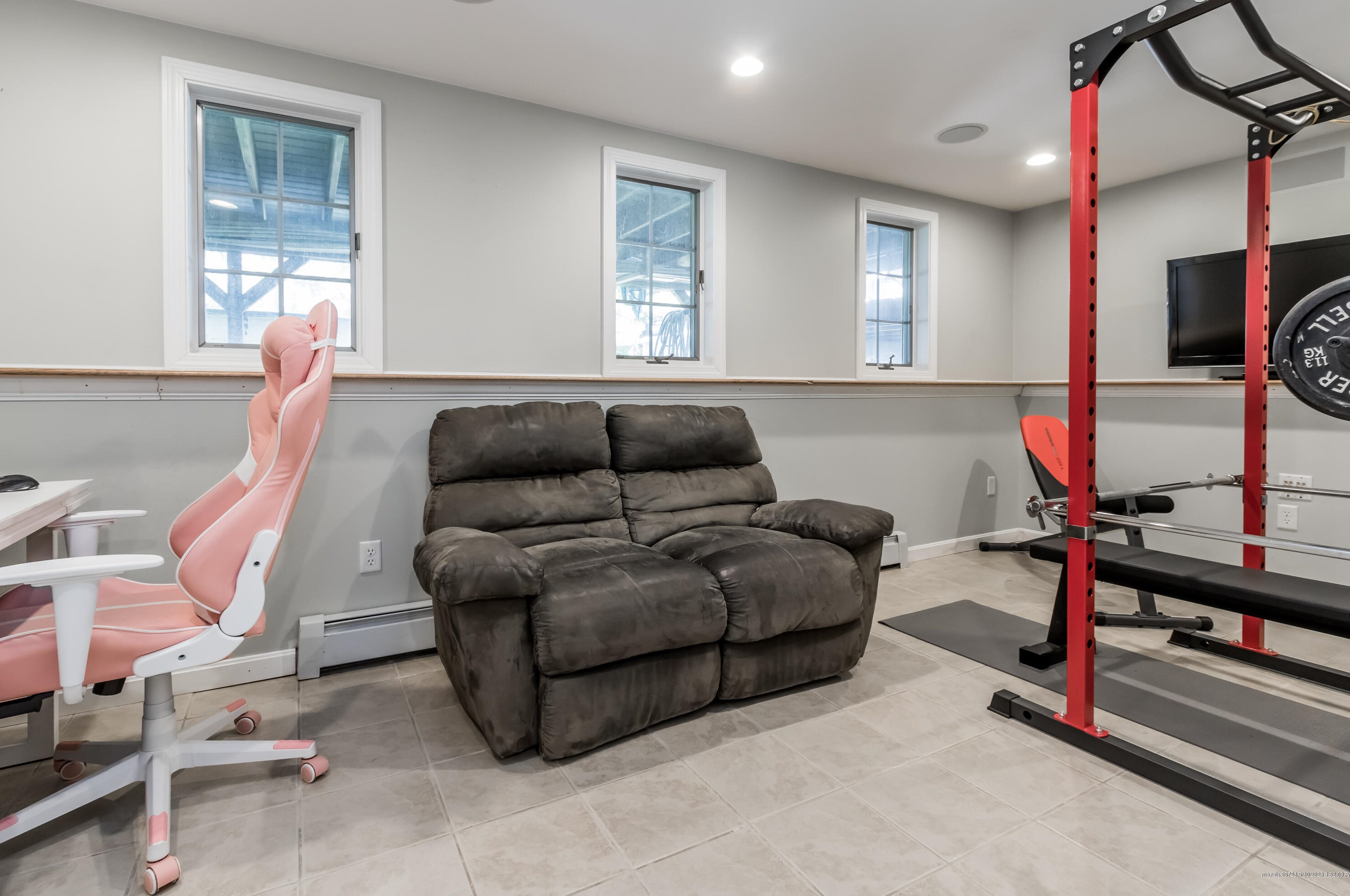 63 Primrose Ln, Portland ME  04103-1615 exterior