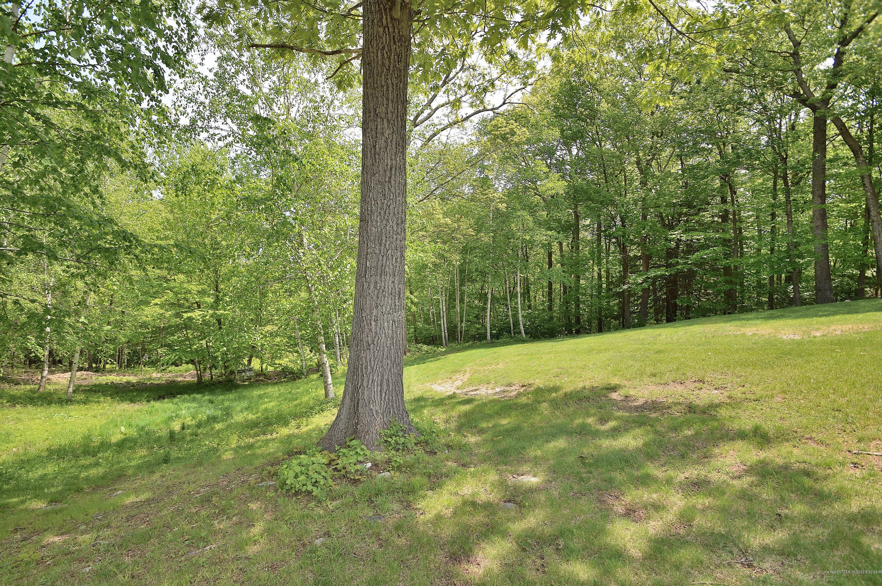 4 Victoria Ln, Portland ME  04105-2541 exterior