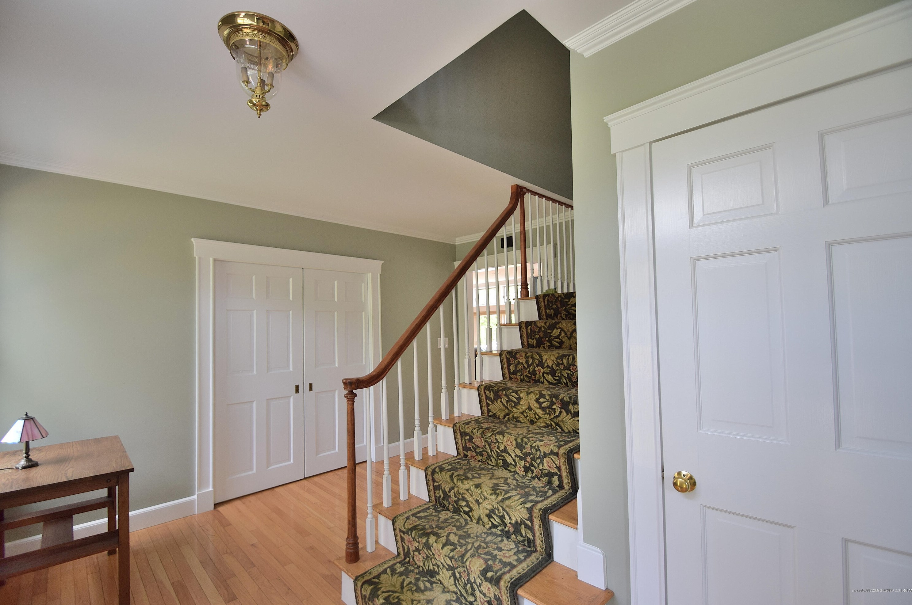 4 Victoria Ln, Portland ME  04105-2541 exterior