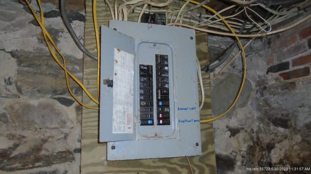 49 Depot St, Union ME  04862-4211 exterior