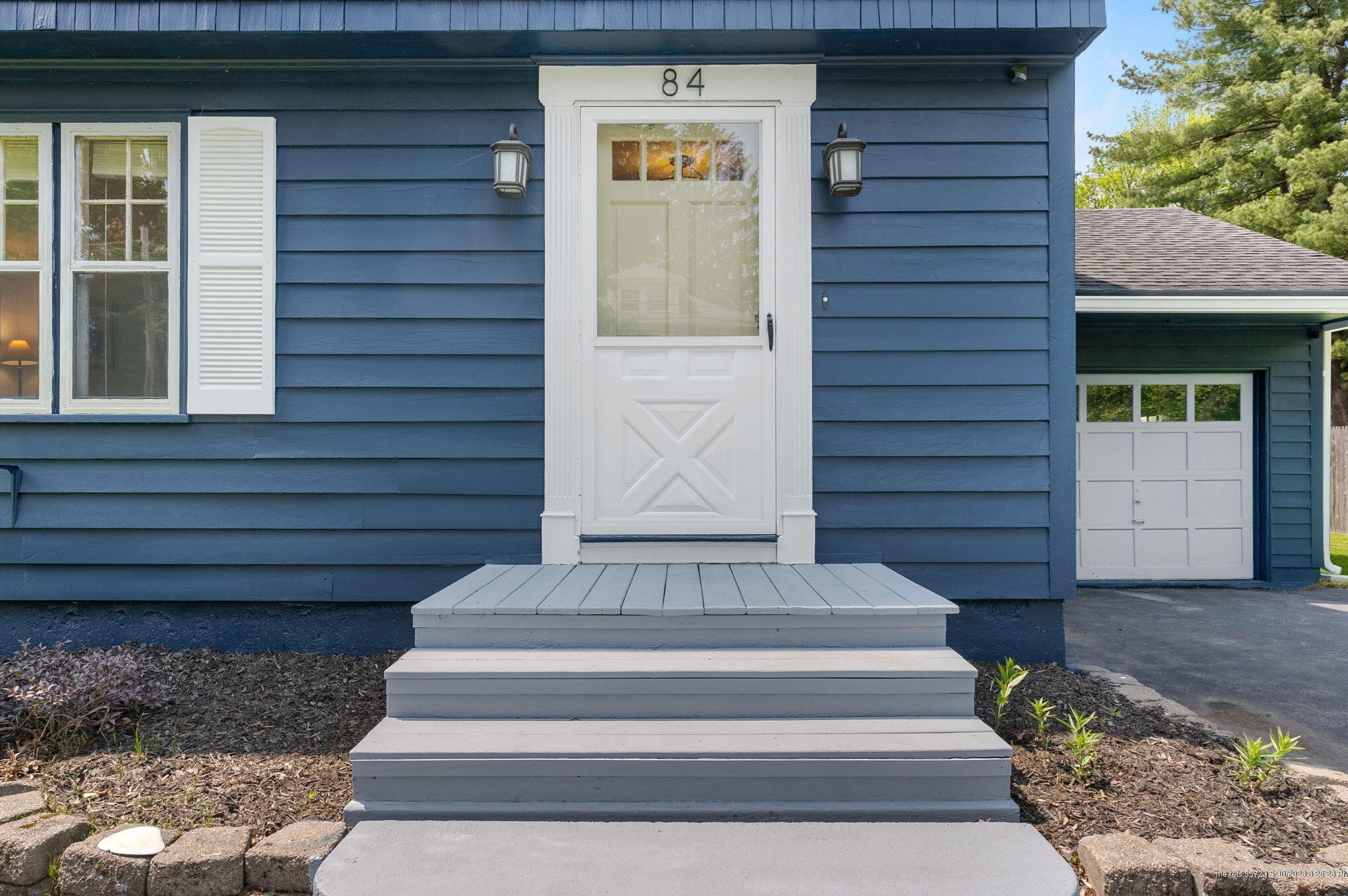 84 Kent St, Portland ME  04102-1122 exterior