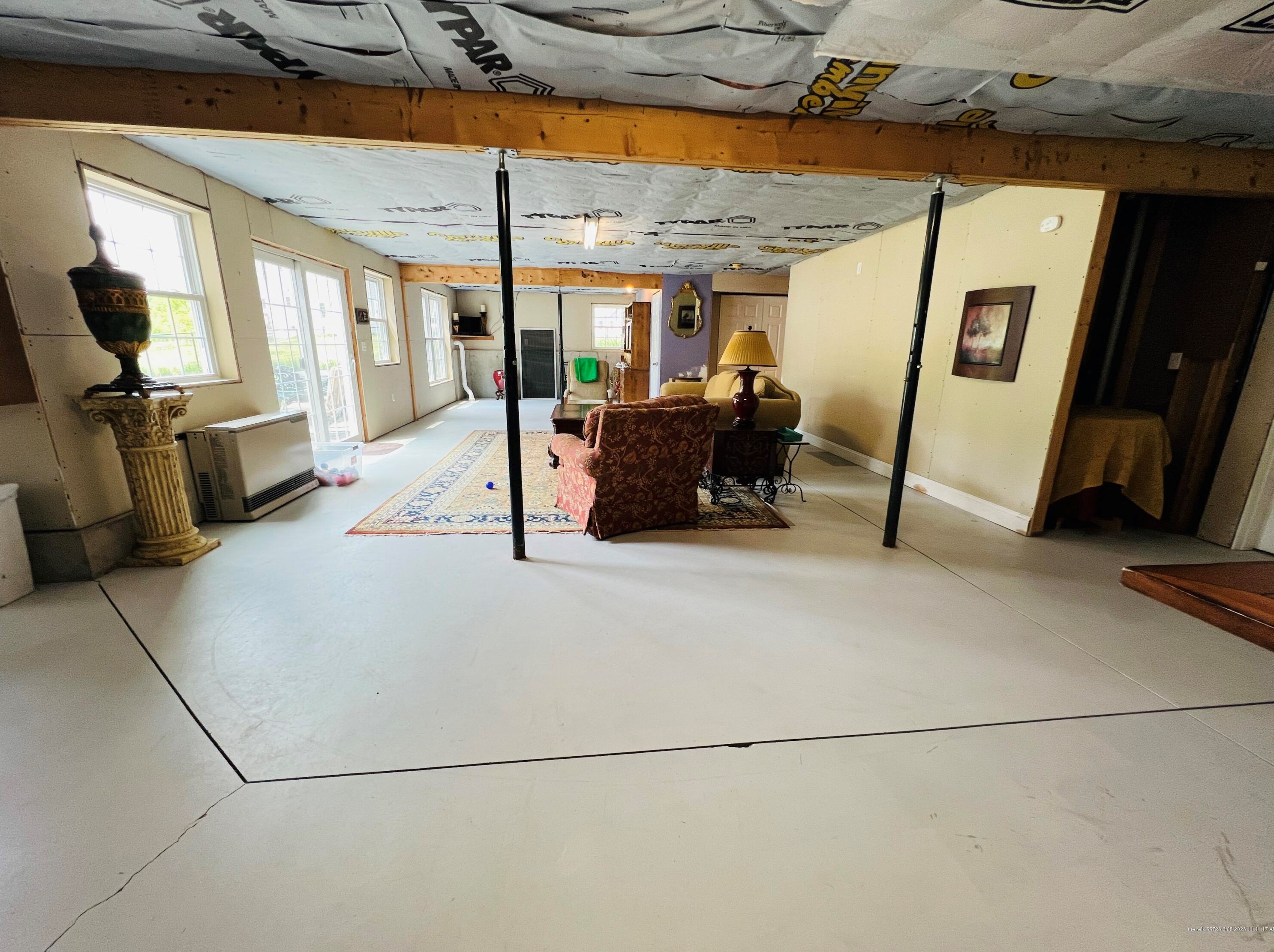 54 Constitution Ave, Newburgh ME 04444-1331 exterior