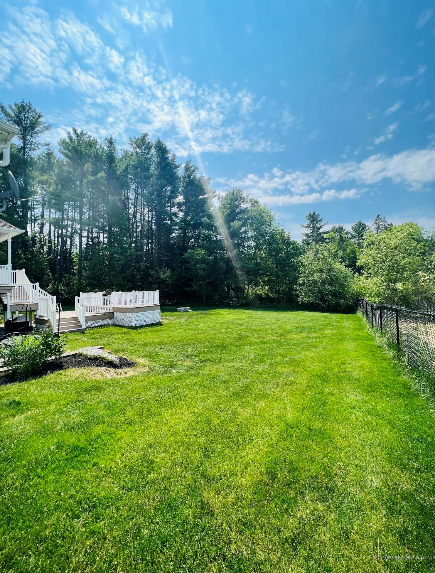 54 Constitution Ave, Newburgh ME 04444-1331 exterior