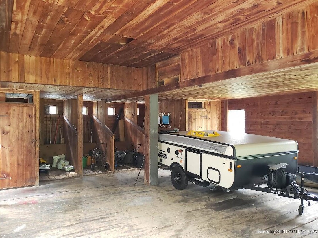 832 Main St, Sebec ME  04426-1335 exterior