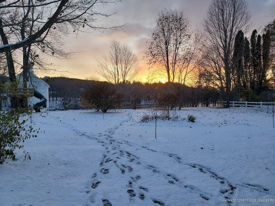 832 Main St, Sebec ME  04426-1335 exterior