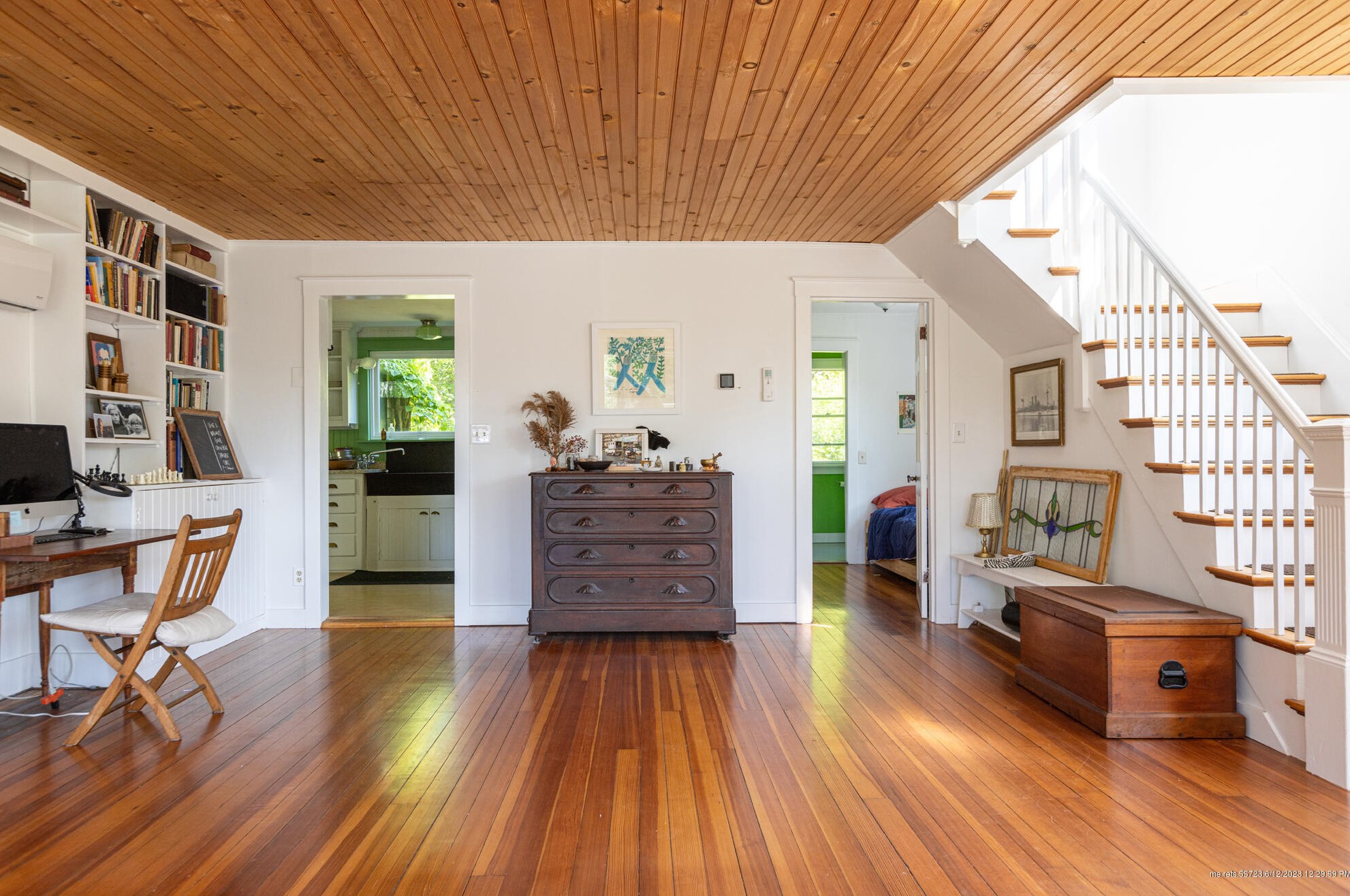 44 Maple St, Portland ME 04105-1972 exterior