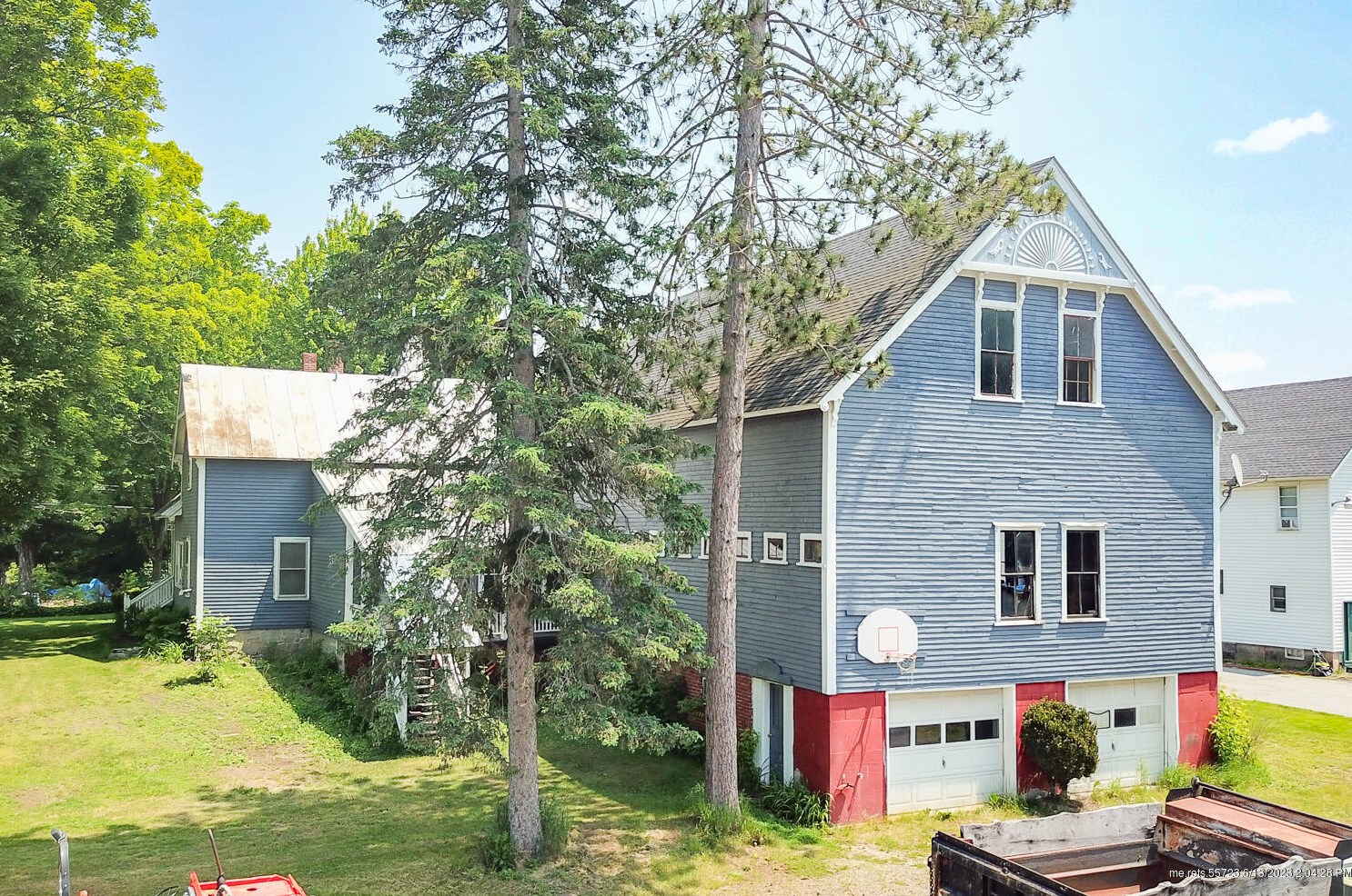 88 Railroad St, Clinton ME  04927-3213 exterior