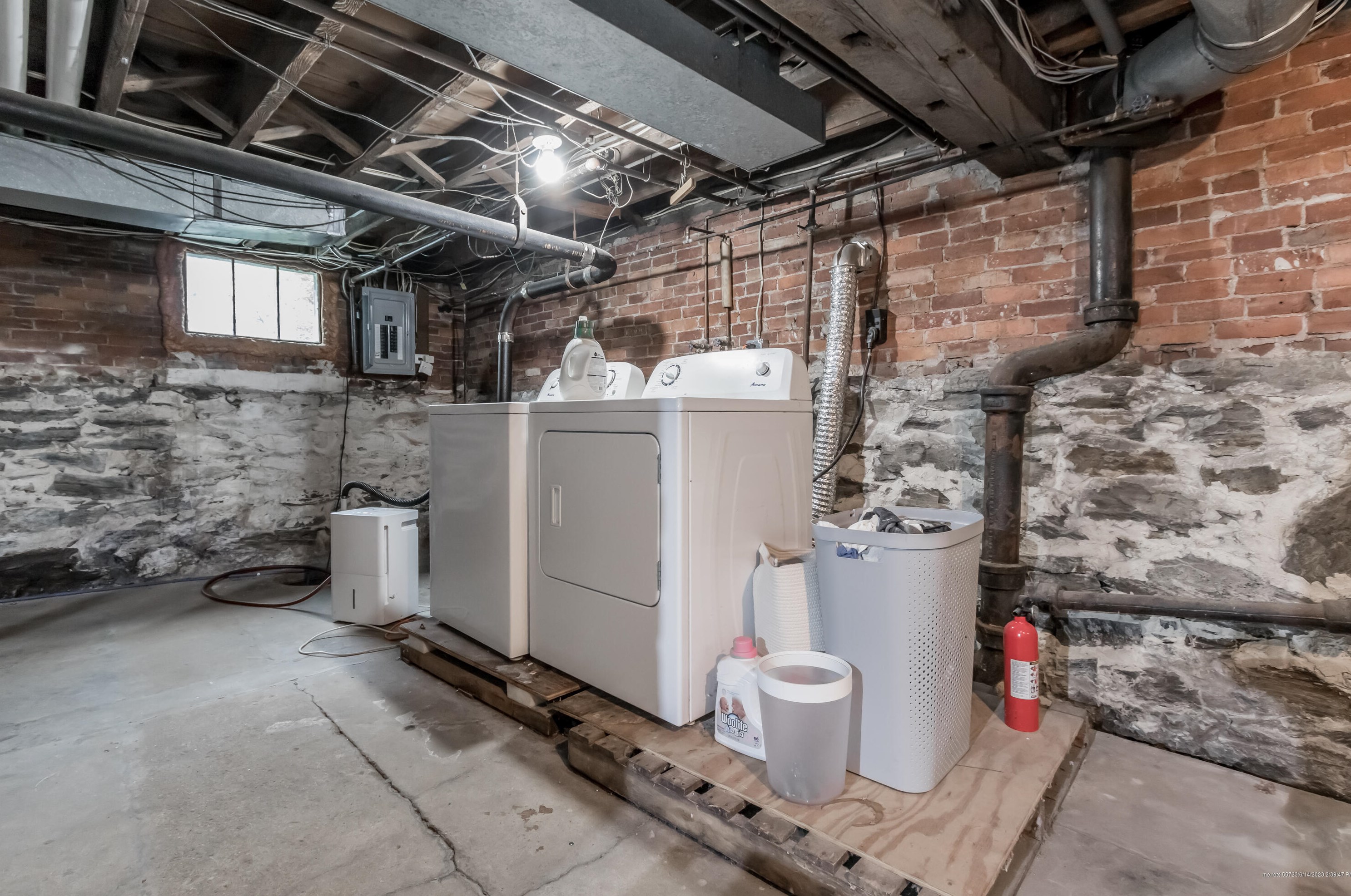 24 Belknap St, Portland ME 04103-3014 exterior