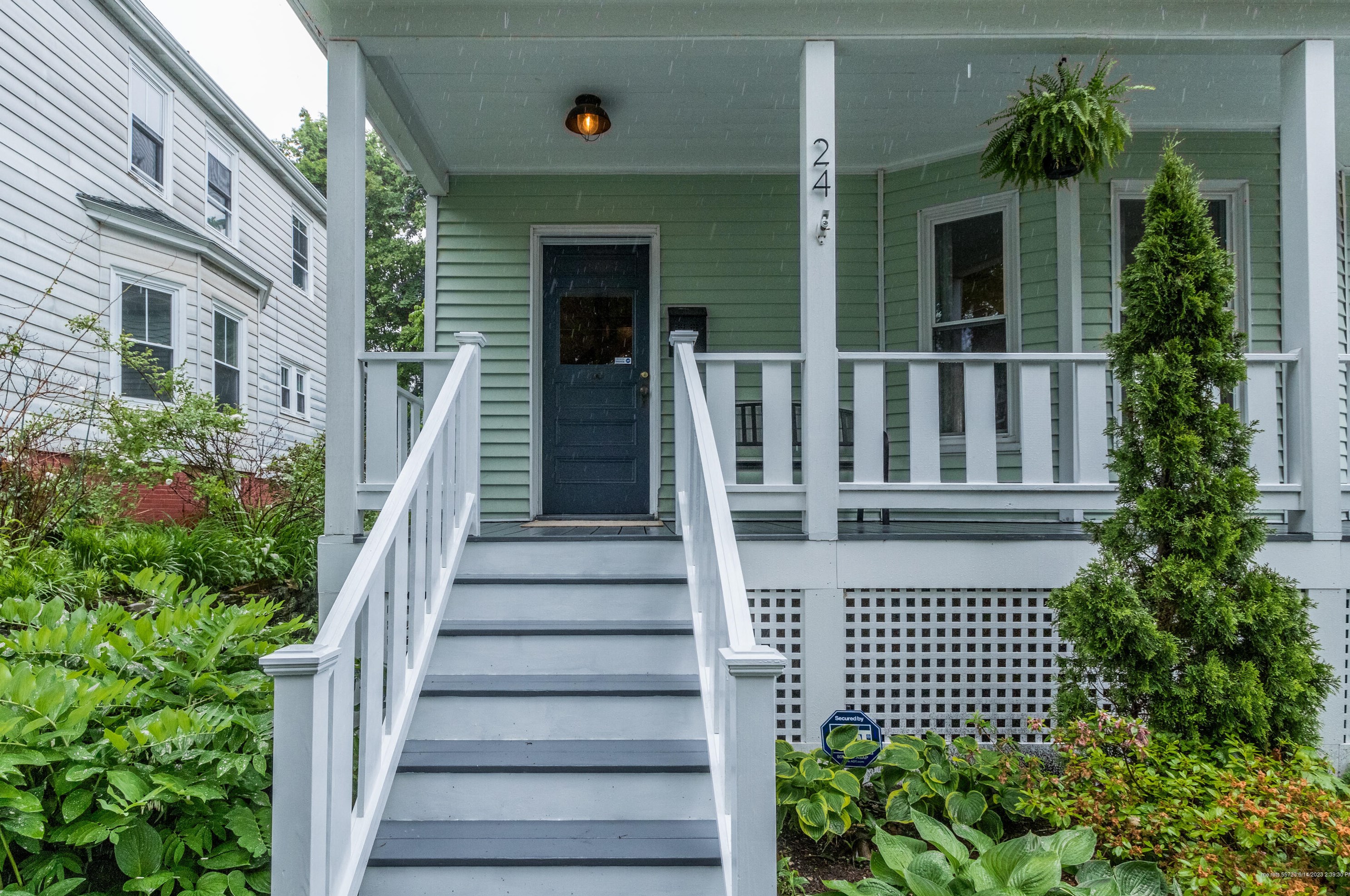 24 Belknap St, Portland ME 04103-3014 exterior