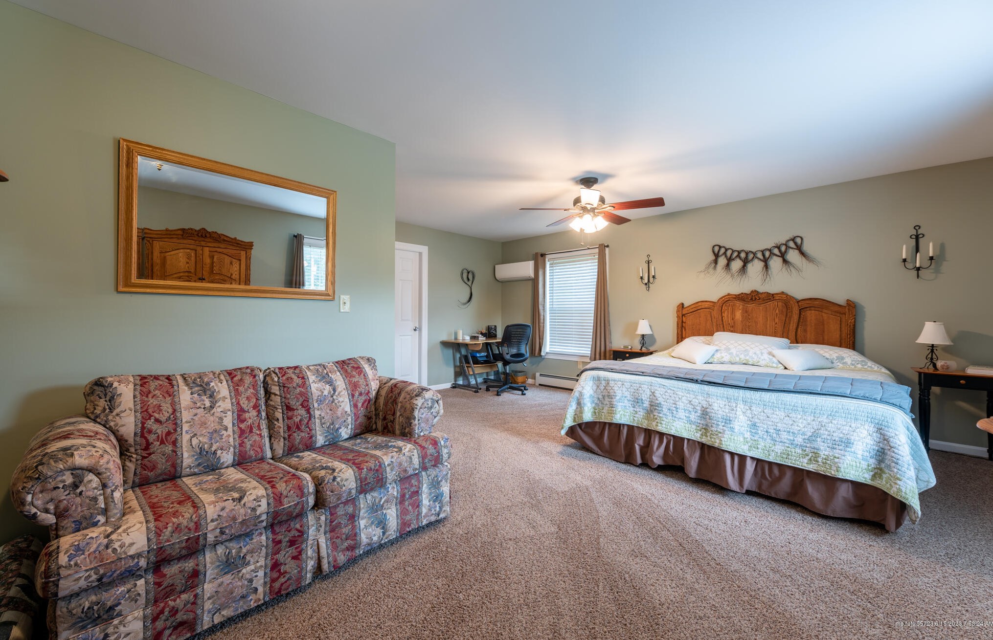 25 Constitution Ave, Newburgh ME 04444-1331 exterior