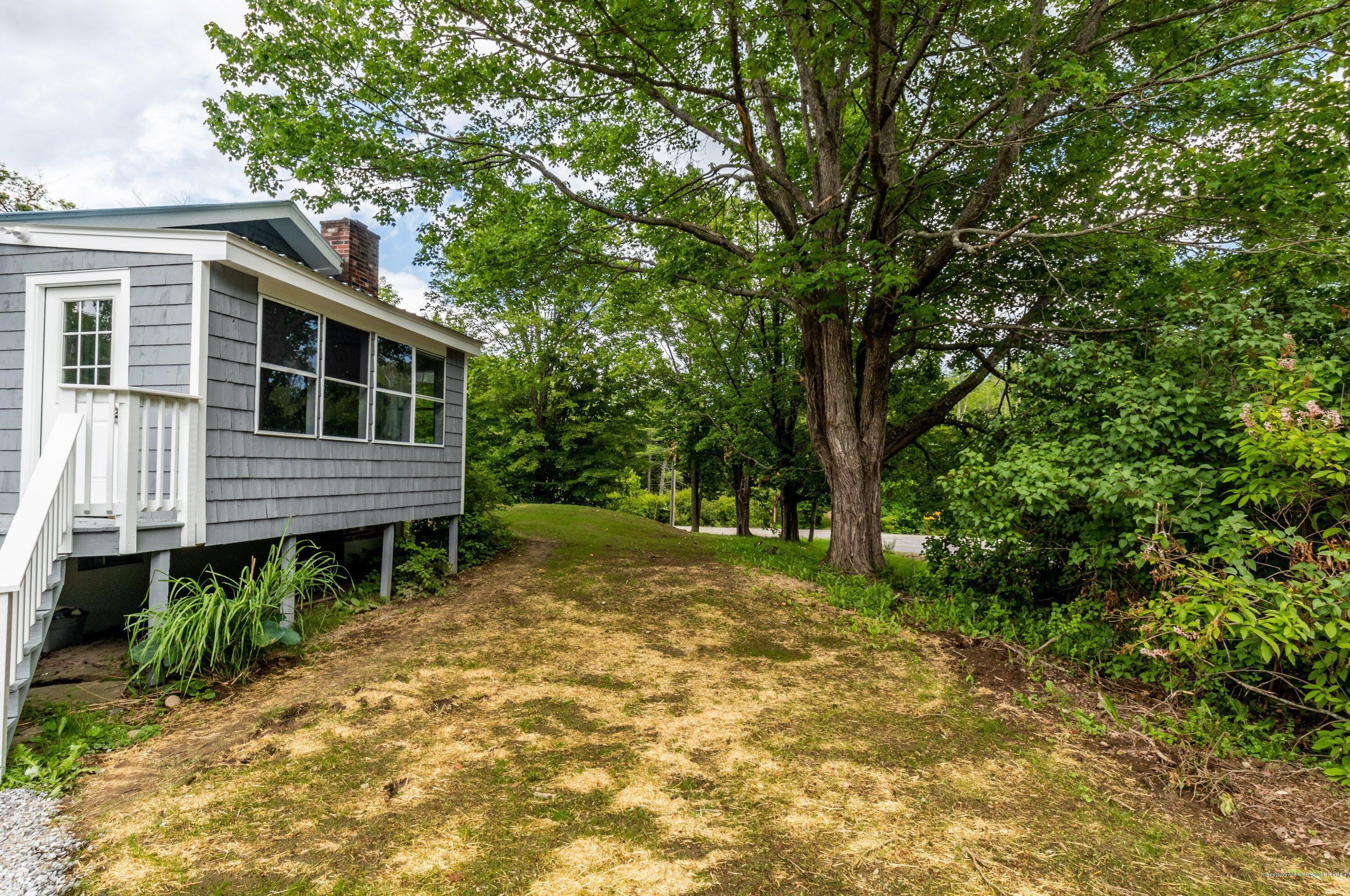 136 Day Rd, Gorham ME 04038-1811 exterior