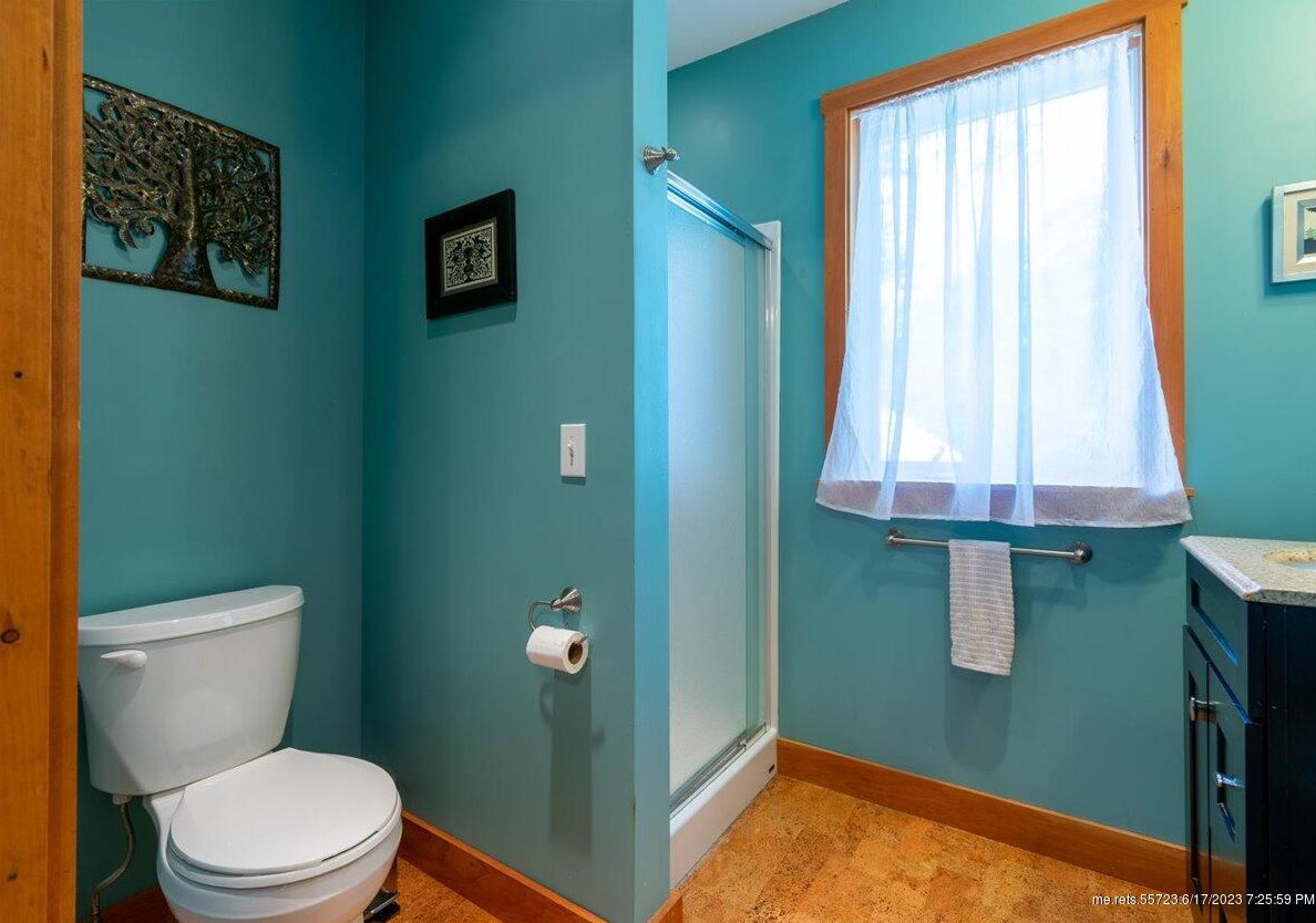 1011 Biscay Rd, Bremen ME 04551-3124 exterior