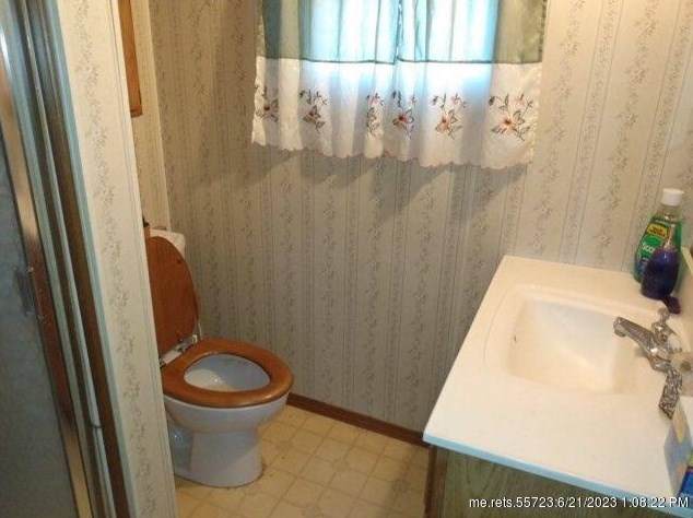 1069 River Ave, Pittston ME  04345-6421 exterior