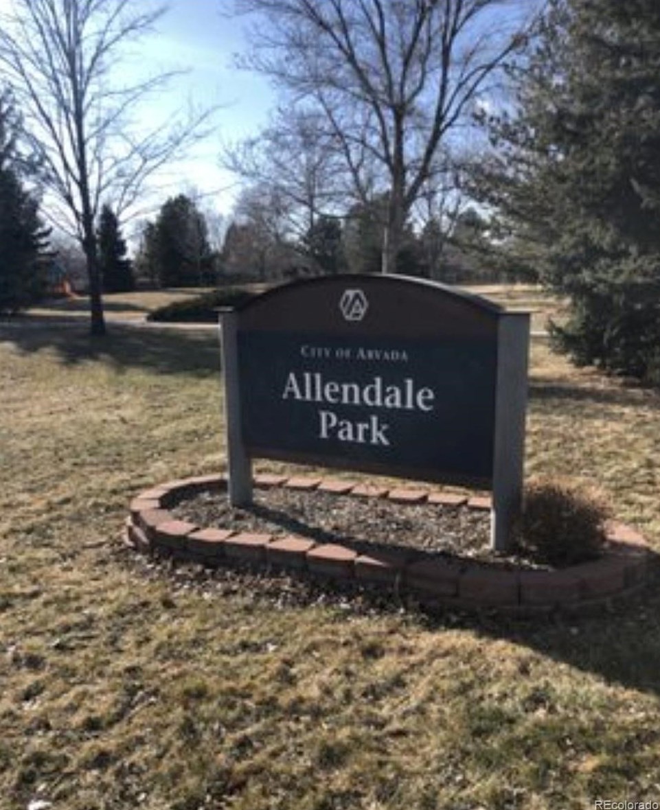 6310 Oak St, Arvada CO  80004-4864 exterior