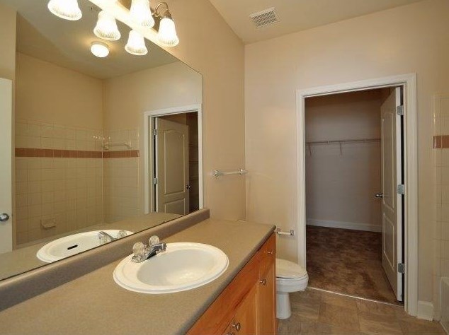 2676 Milscott Dr, Decatur GA  30033-5907 exterior